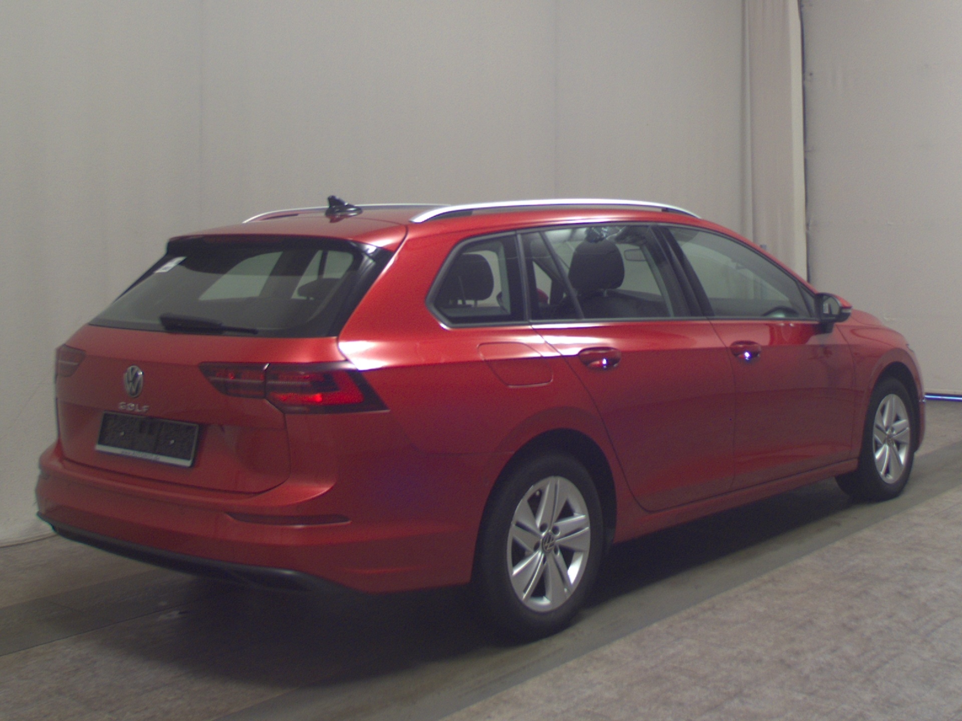 Volkswagen Golf-8 Var. 2.0 TDI Life Navi Matrix Pano StHzg 4