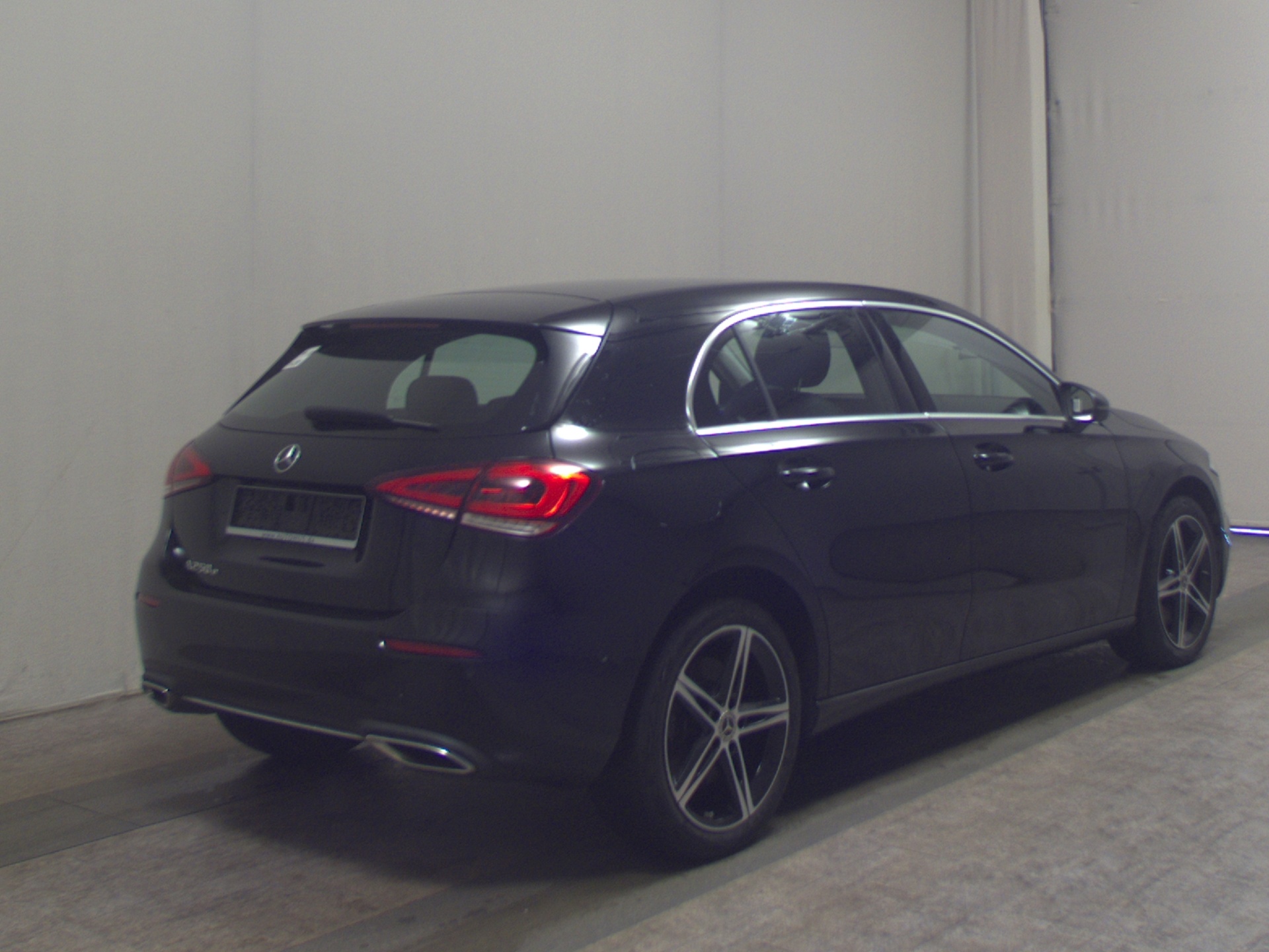 Mercedes-Benz A 250 e Progressive T-Leder Navi LED Sound MBUX+ 4