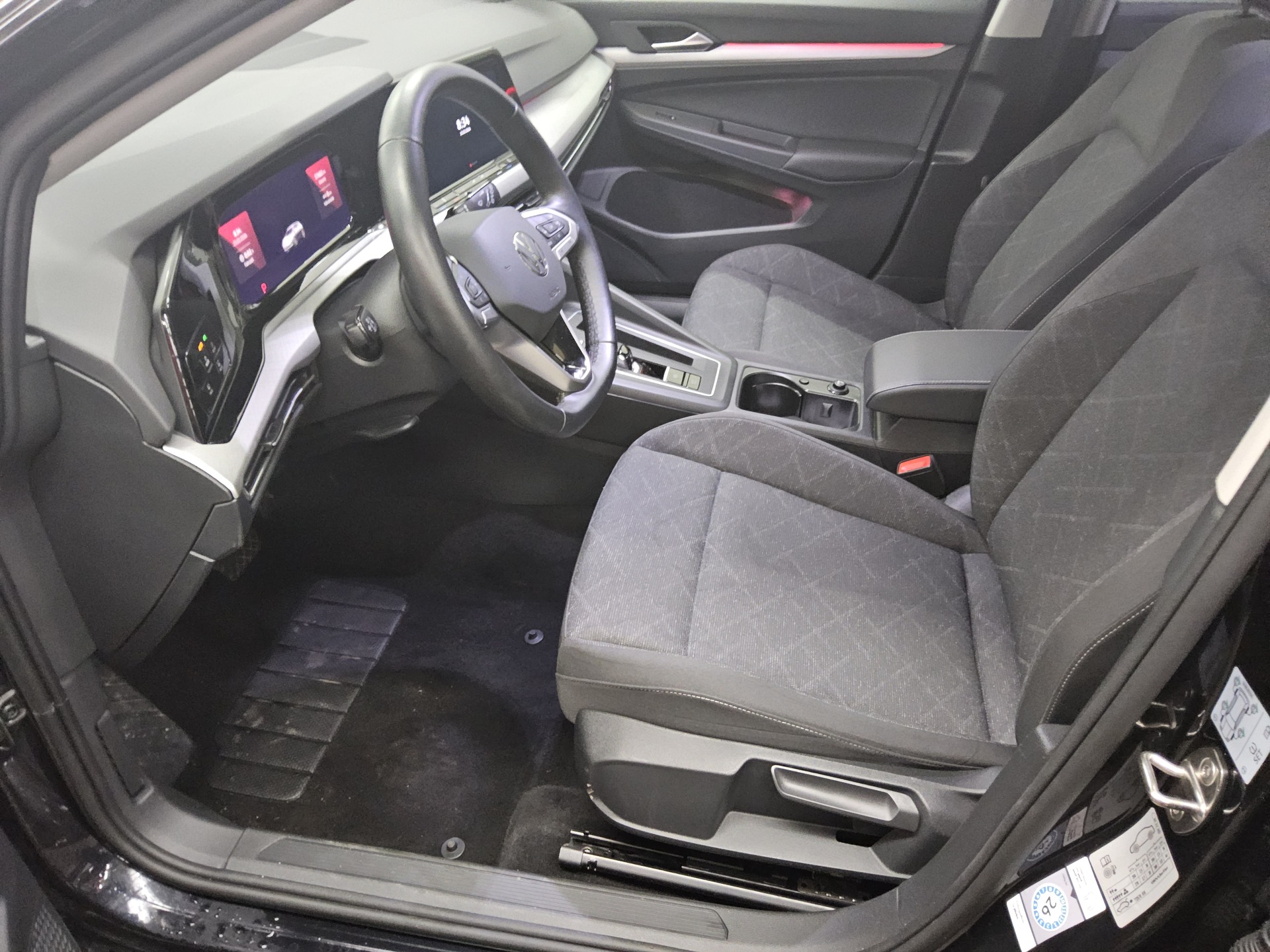 Volkswagen Golf-8 2.0 TDI Life Navi SHZ RfK 9