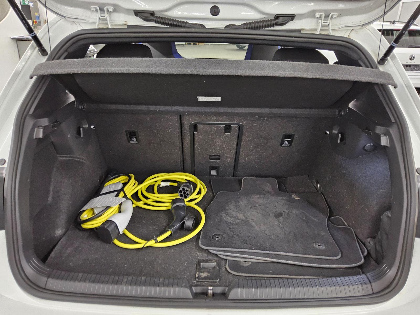 Volkswagen Golf-8 GTE 1.4 TSI eHybrid Navi LED DC PDC 13