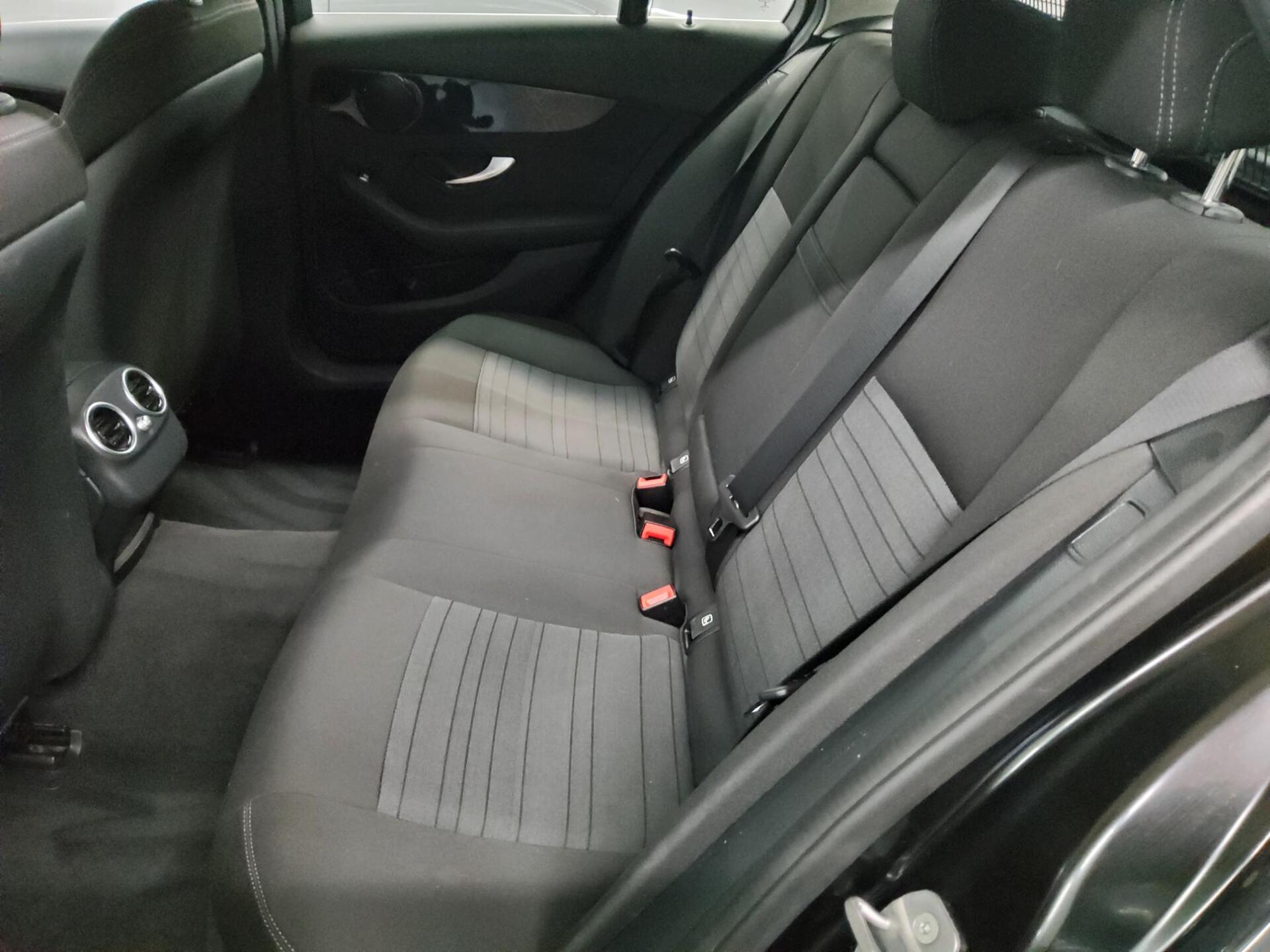 Mercedes-Benz C 200 T d Navi LED AHK PDC SHZ 13