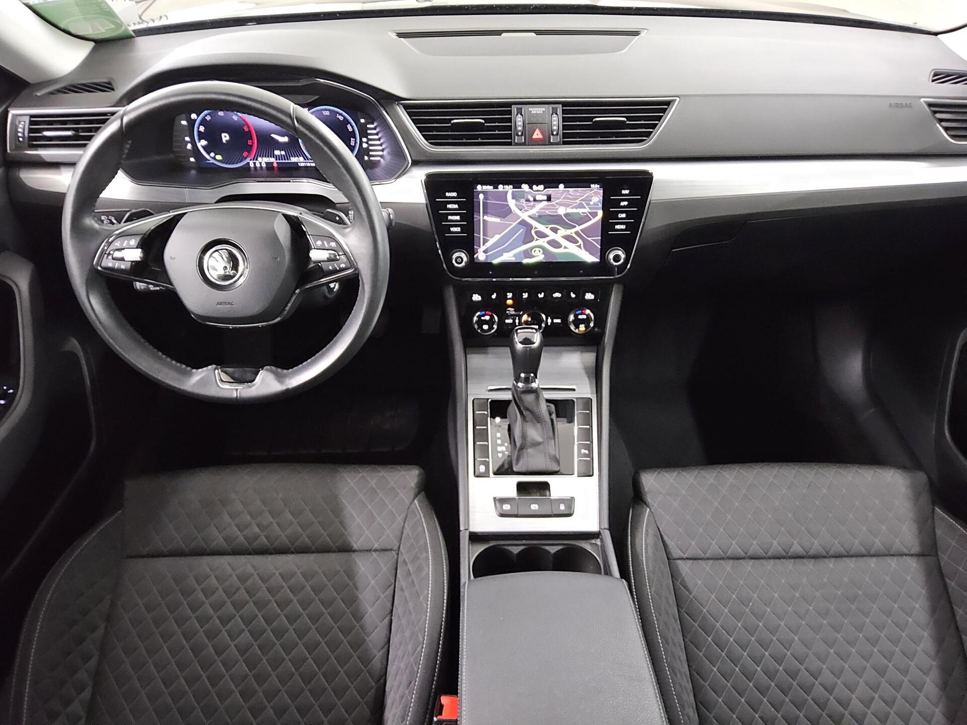 Skoda Superb Kombi 2.0 TDI Ambition Navi LED vc ACC 5