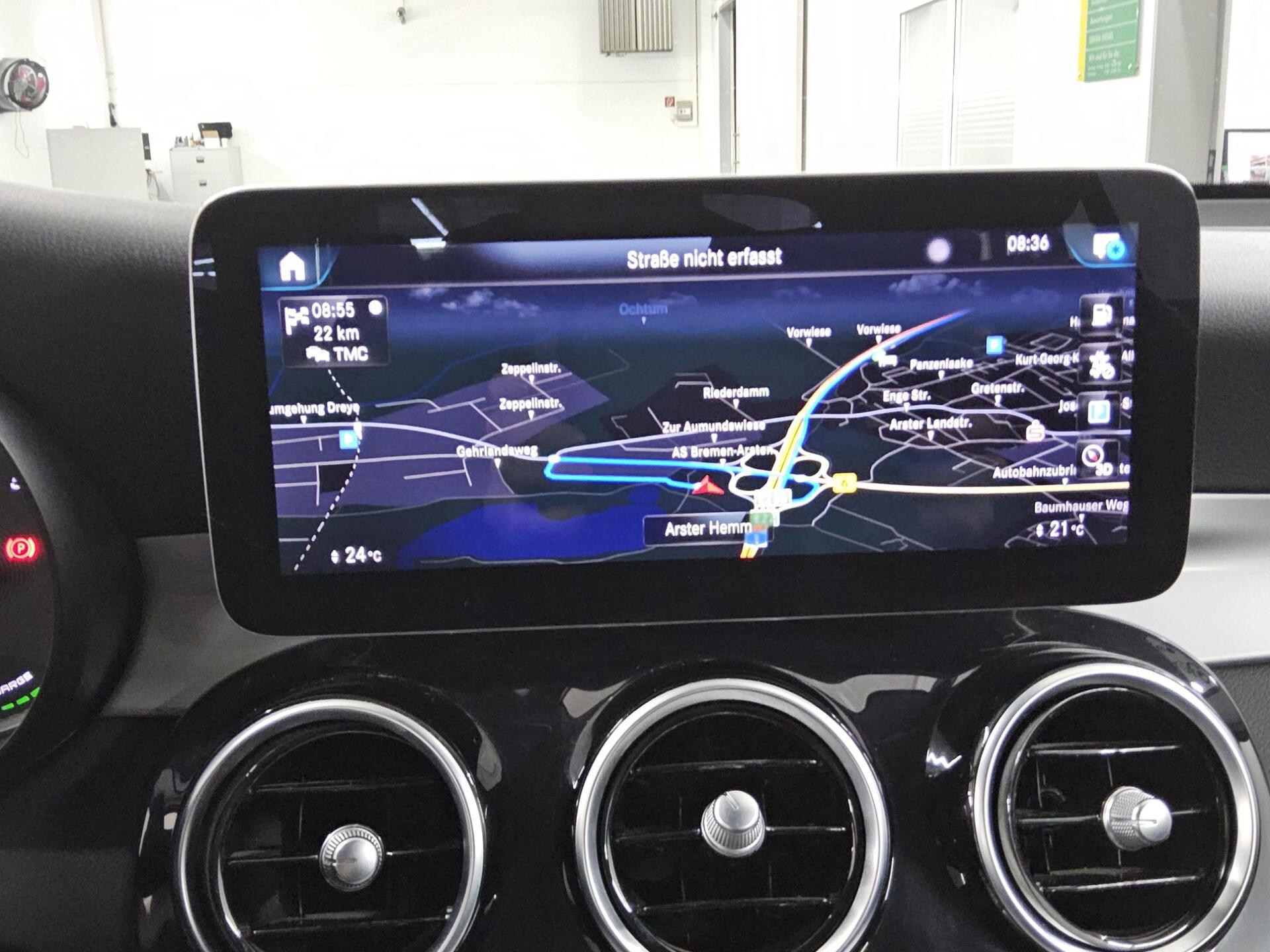 Mercedes-Benz GLC 200 4M Leder Navi LED AHK 7