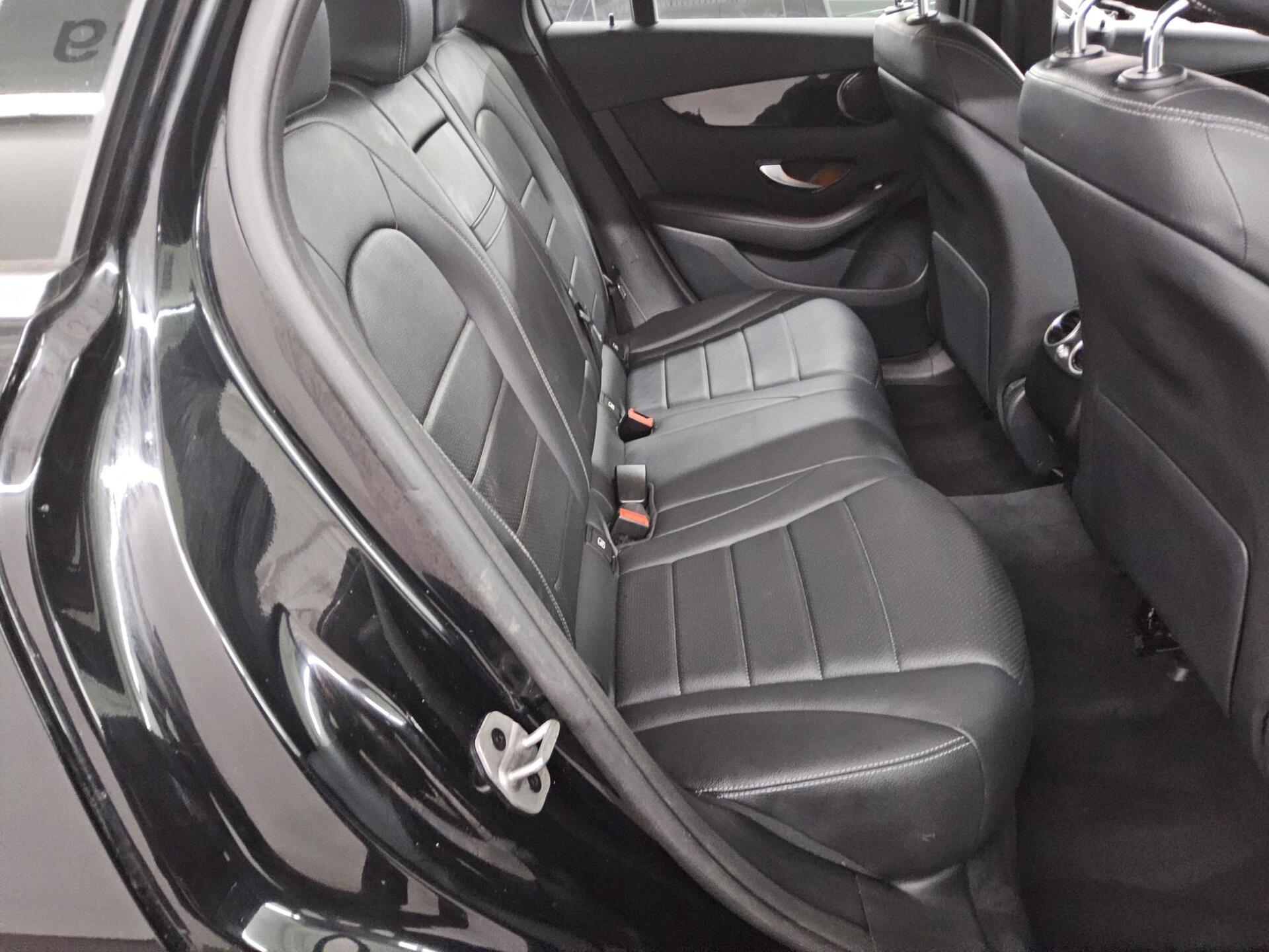 Mercedes-Benz GLC 200 4M Leder Navi LED AHK 13