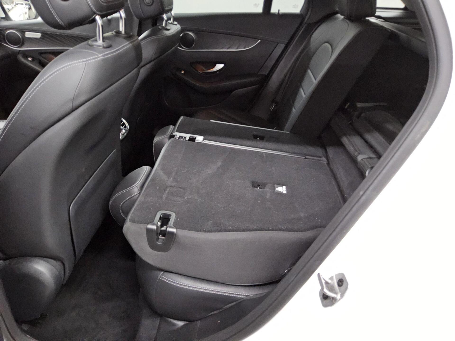 Mercedes-Benz GLC 300 e 4M Off-Road Leder Navi LED AHK RfK 12