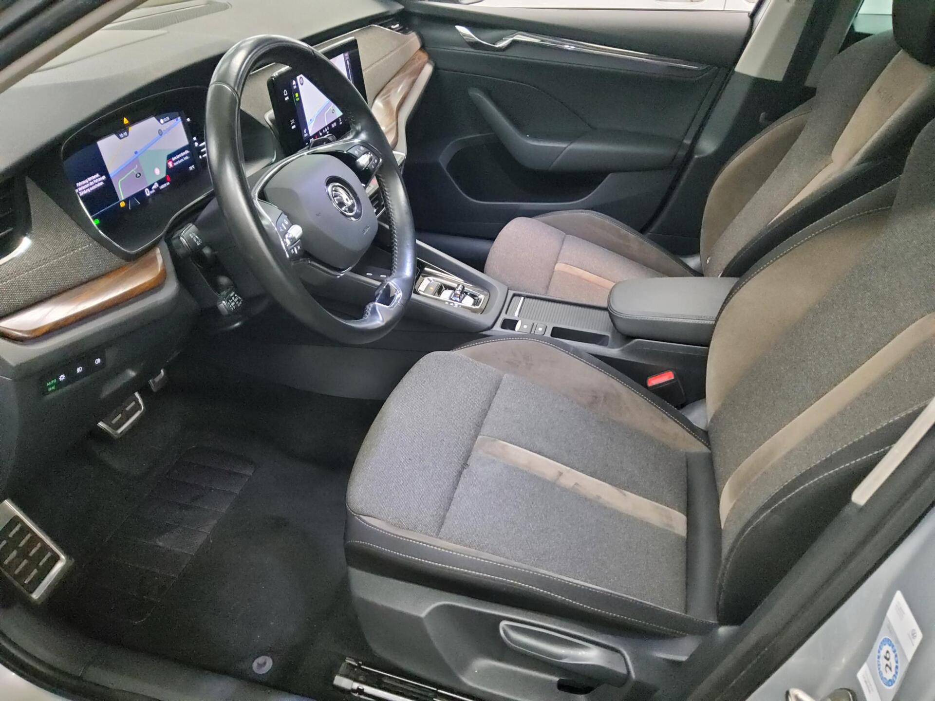 Skoda Octavia Kombi 2.0 TDI 4x4 Scout Navi vc HuD AHK 9