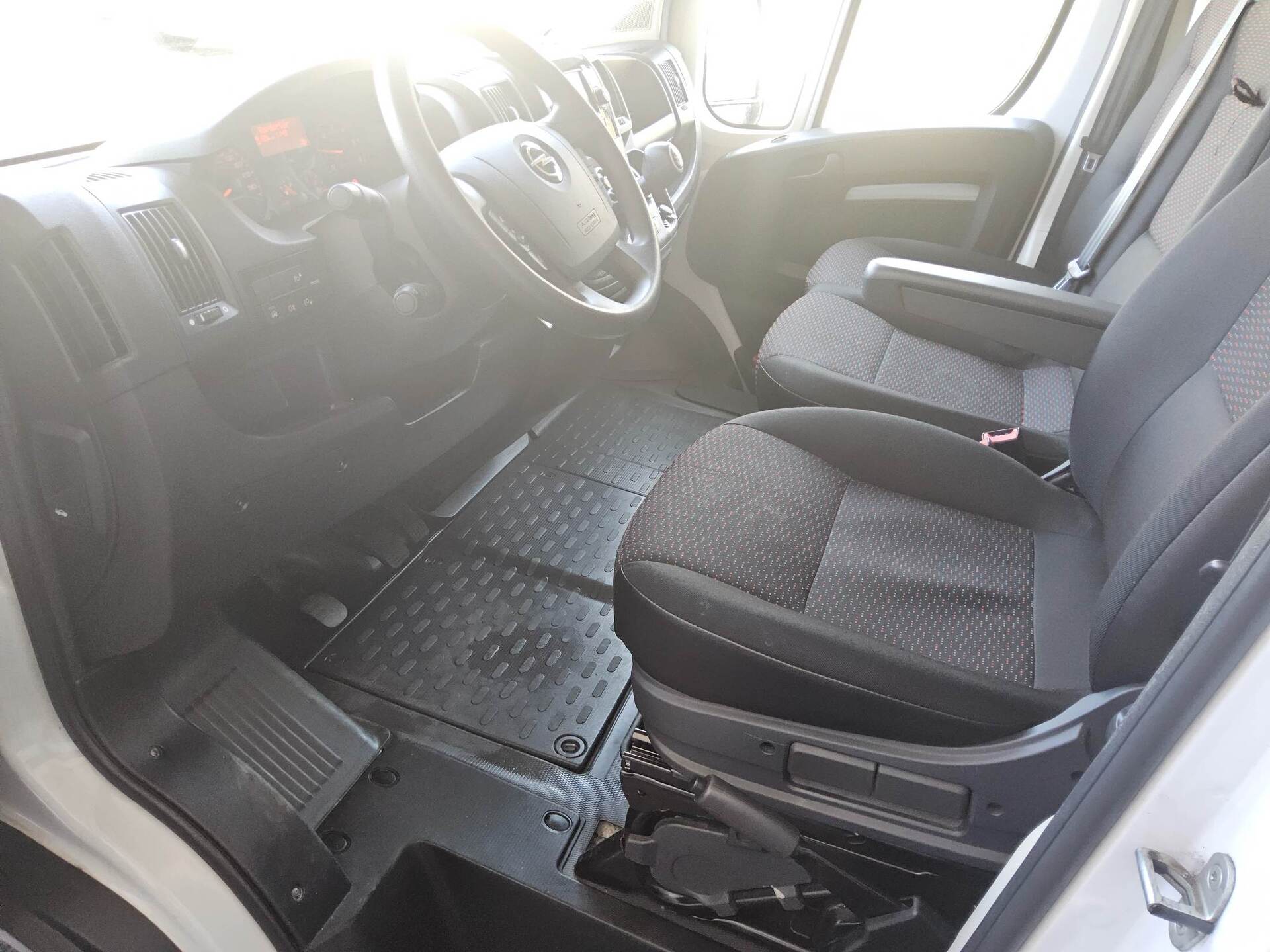 Opel Movano L3H2 2.2 CDTI Edition PDC DAB 3-Sitzer 8