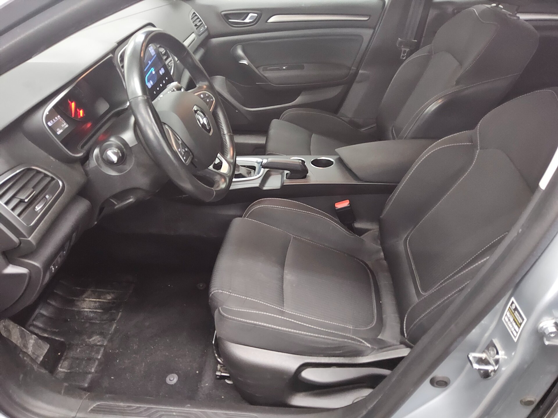 Renault Megane Grandtour 1.5 BLUE dCi Business Ed. Navi 8