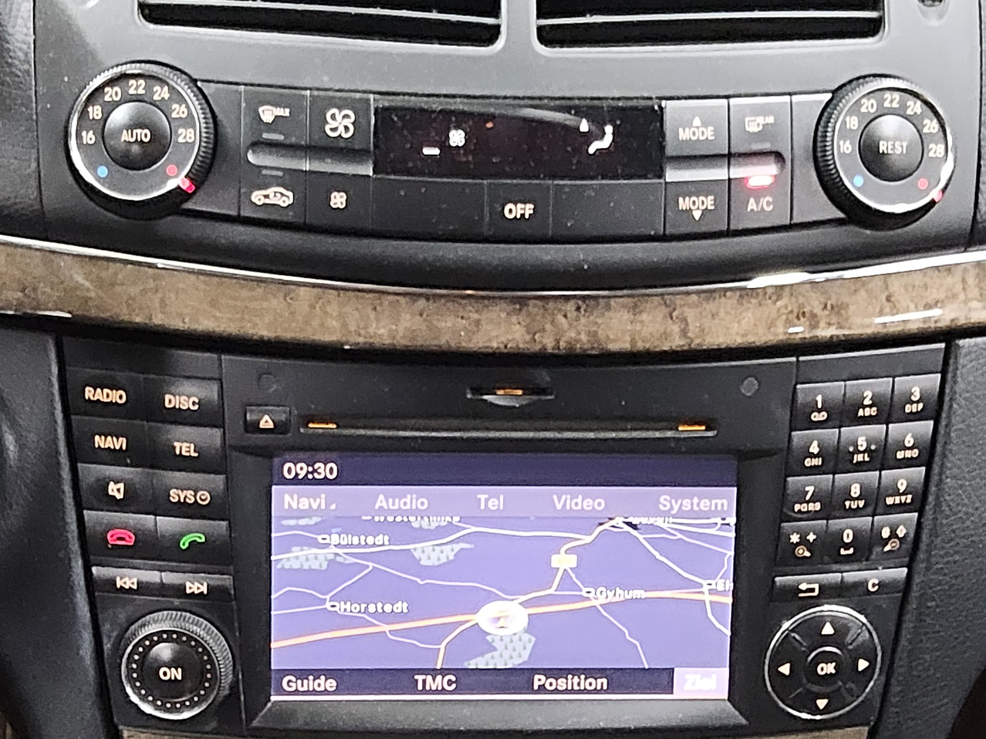 Mercedes-Benz E 220 CDI Avantgarde Navi Xenon 7