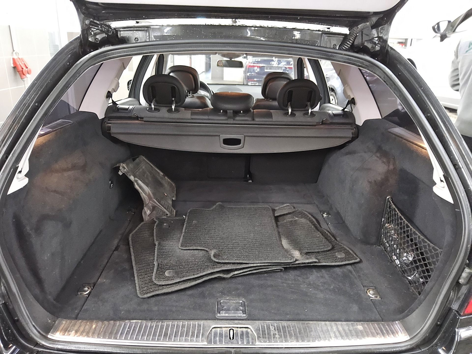 Mercedes-Benz E 220 CDI Avantgarde Navi Xenon 12