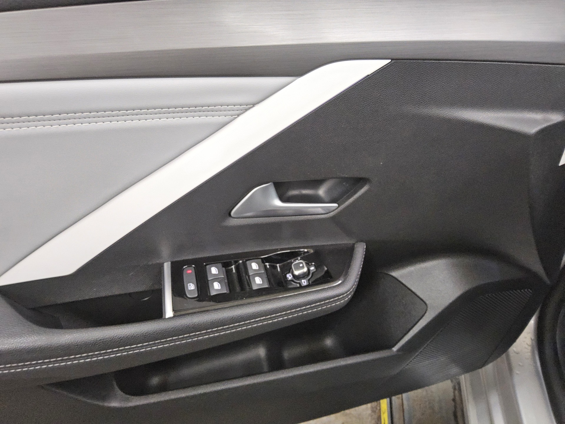 Opel Astra ST 1.5 D Edition T-Leder Navi LED 10