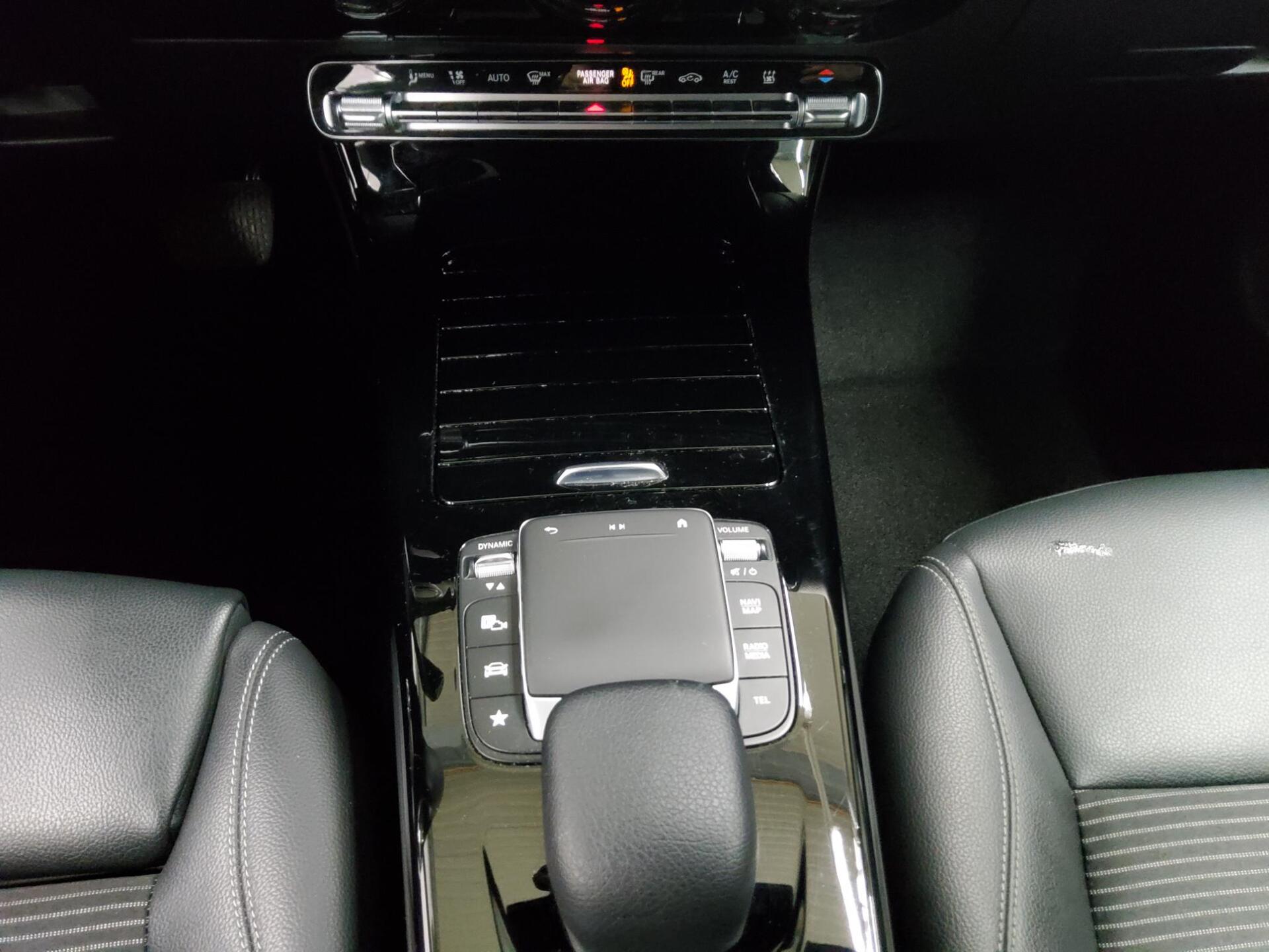 Mercedes-Benz CLA 250 Shooting Brake e Progressive Navi LED 6