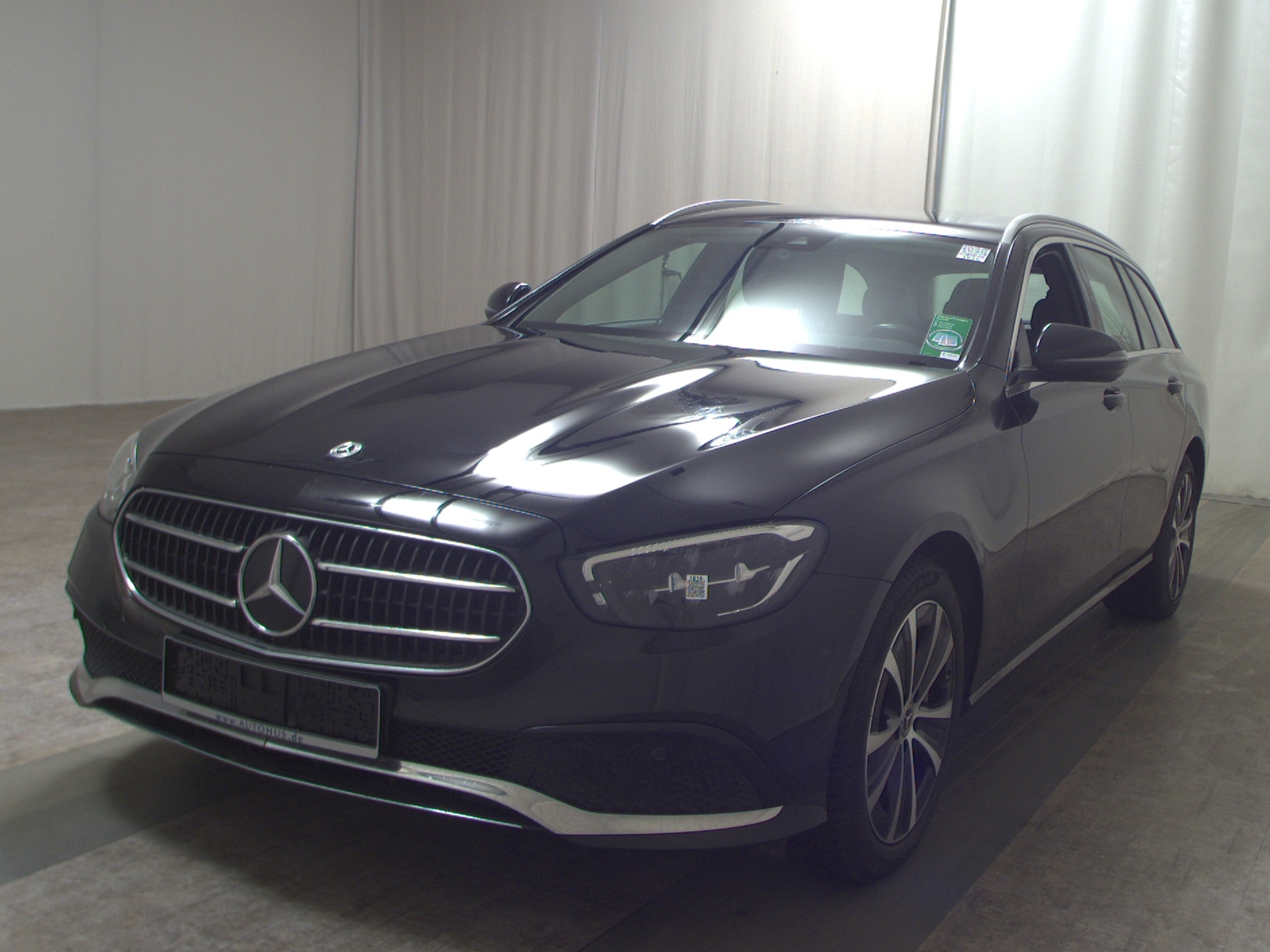 Mercedes-Benz E 300 T de Avantgarde Navi Widescr. LED AHK RFK 2