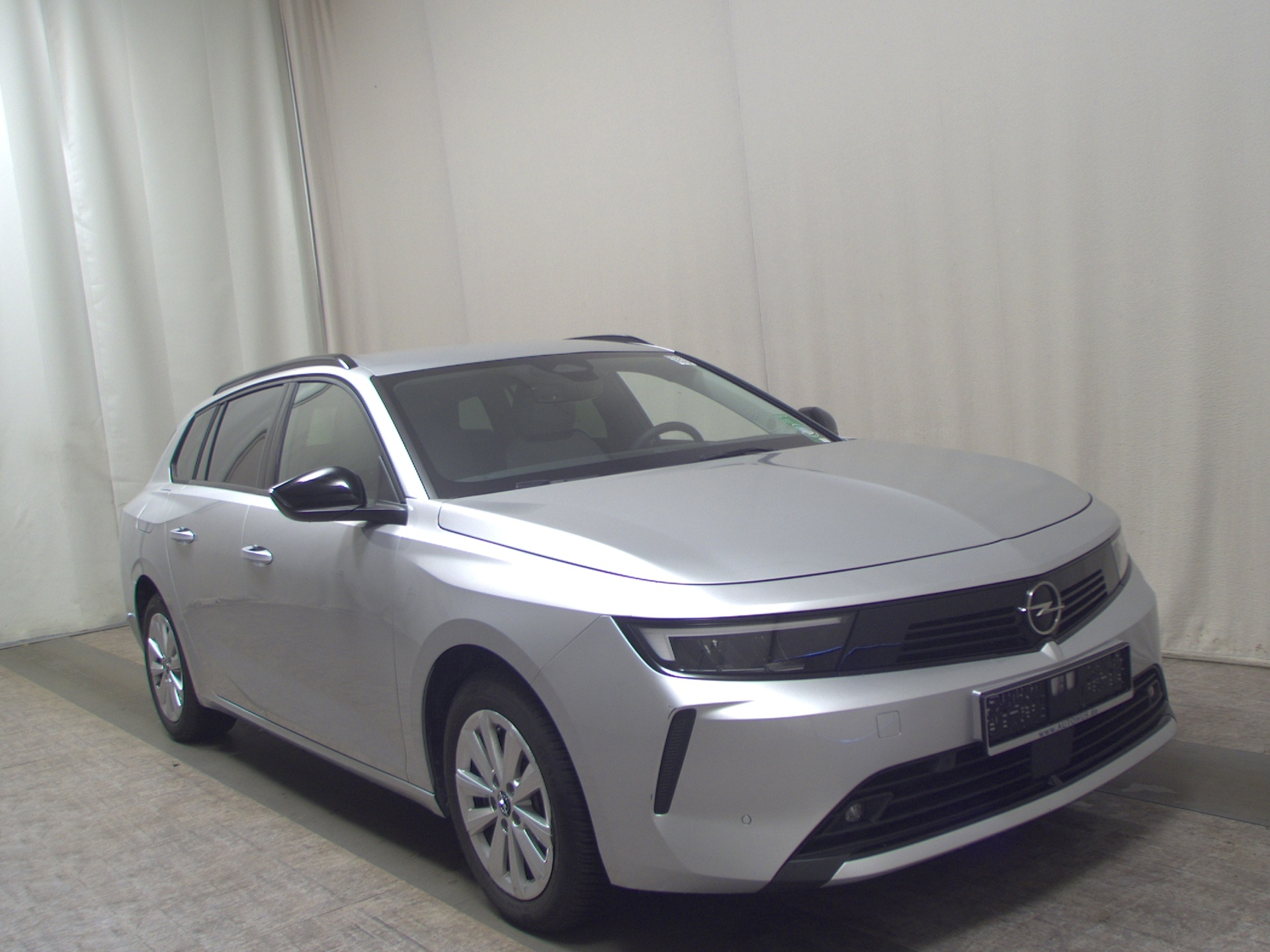 Opel Astra ST 1.2 Turbo Business Elegance Navi DC LED 3