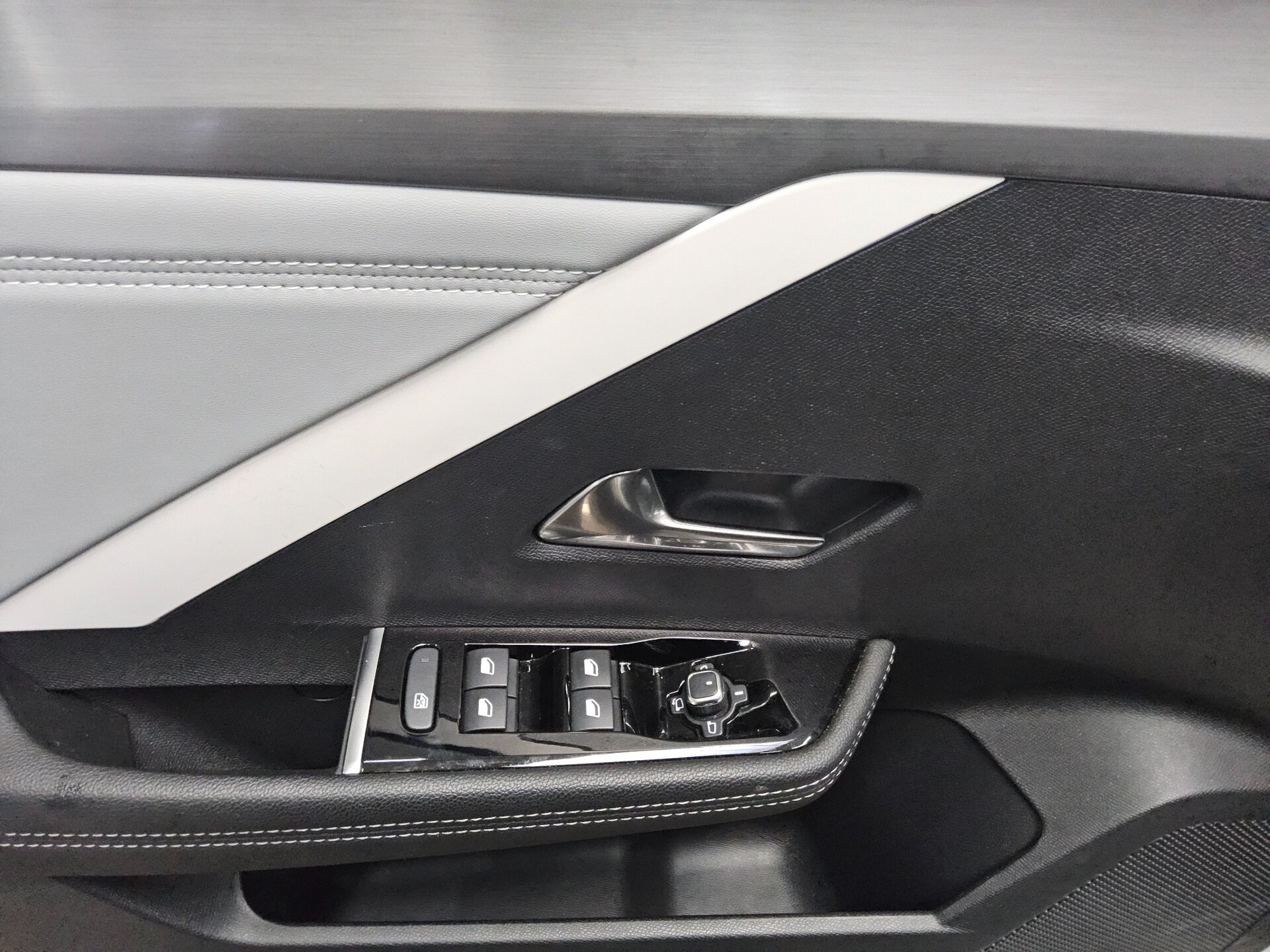 Opel Astra ST 1.2 Turbo Business Elegance Navi DC LED 10