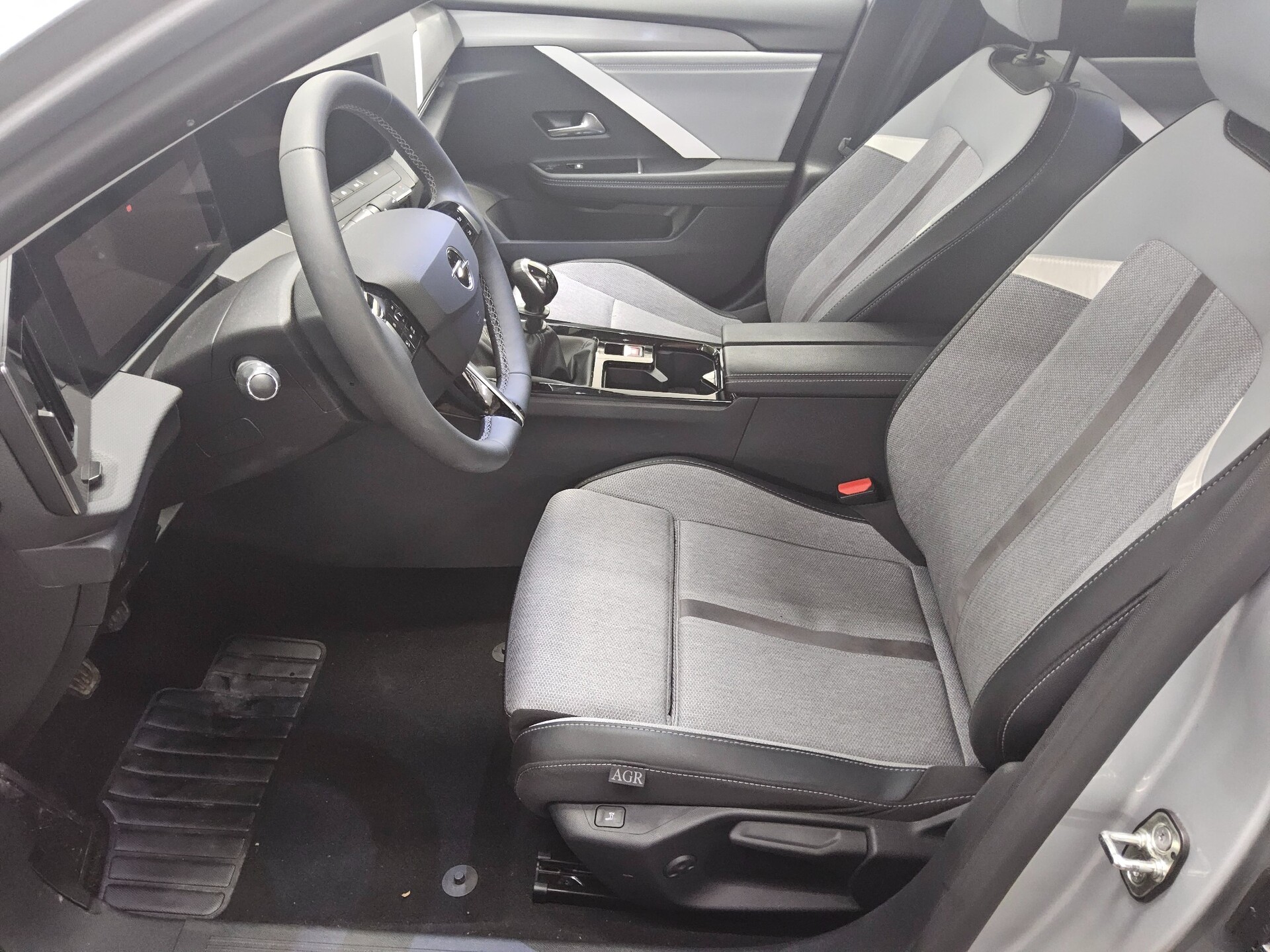 Opel Astra ST 1.2 Turbo Business Elegance Navi DC LED 9