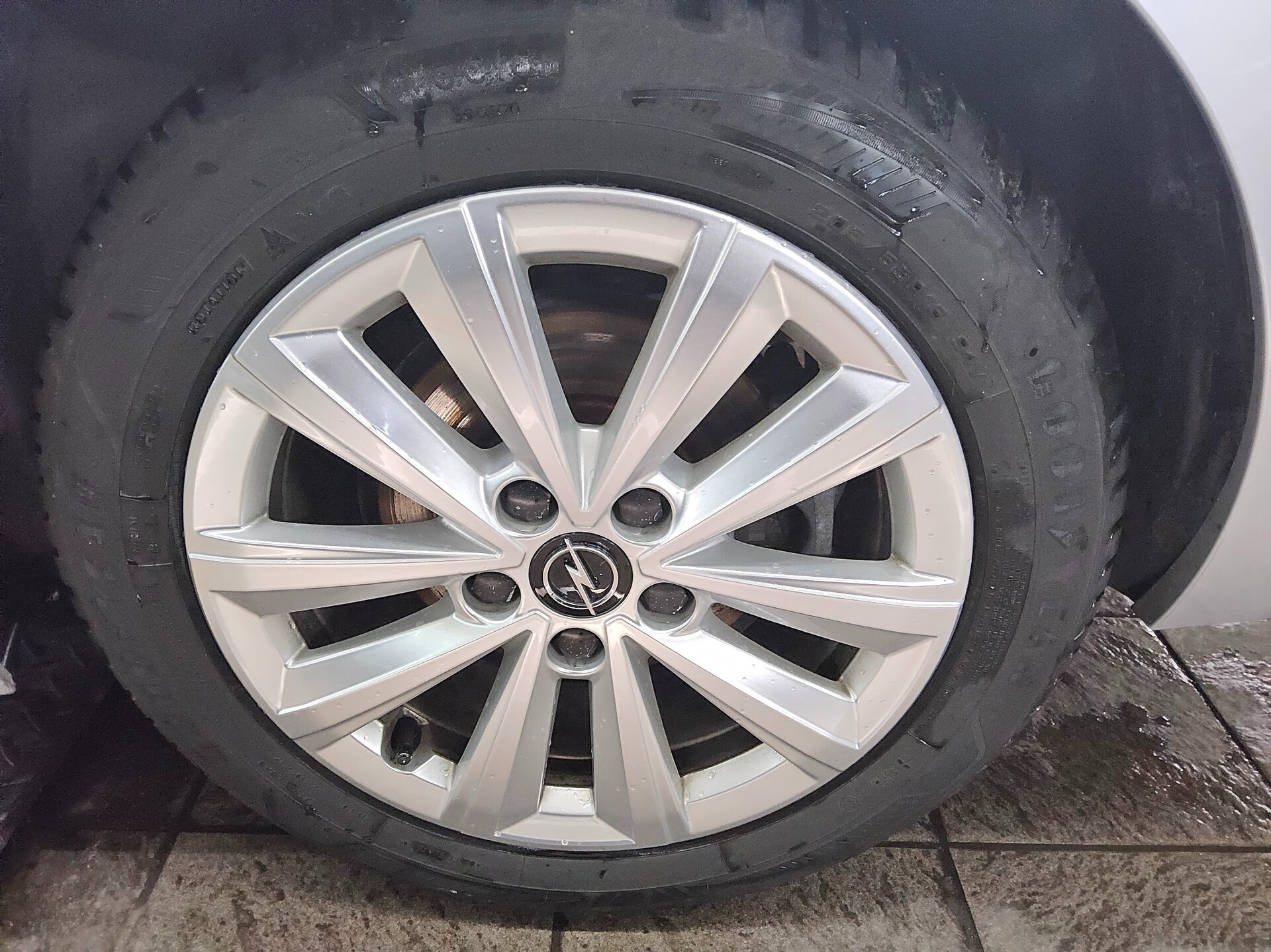 Opel Astra ST 1.2 Turbo Business Elegance Navi DC LED 11