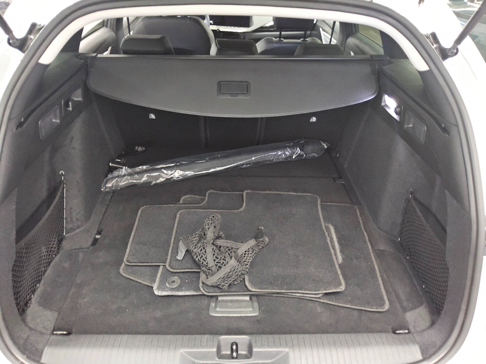 Opel Astra ST 1.2 Turbo Business Elegance Navi DC LED 12