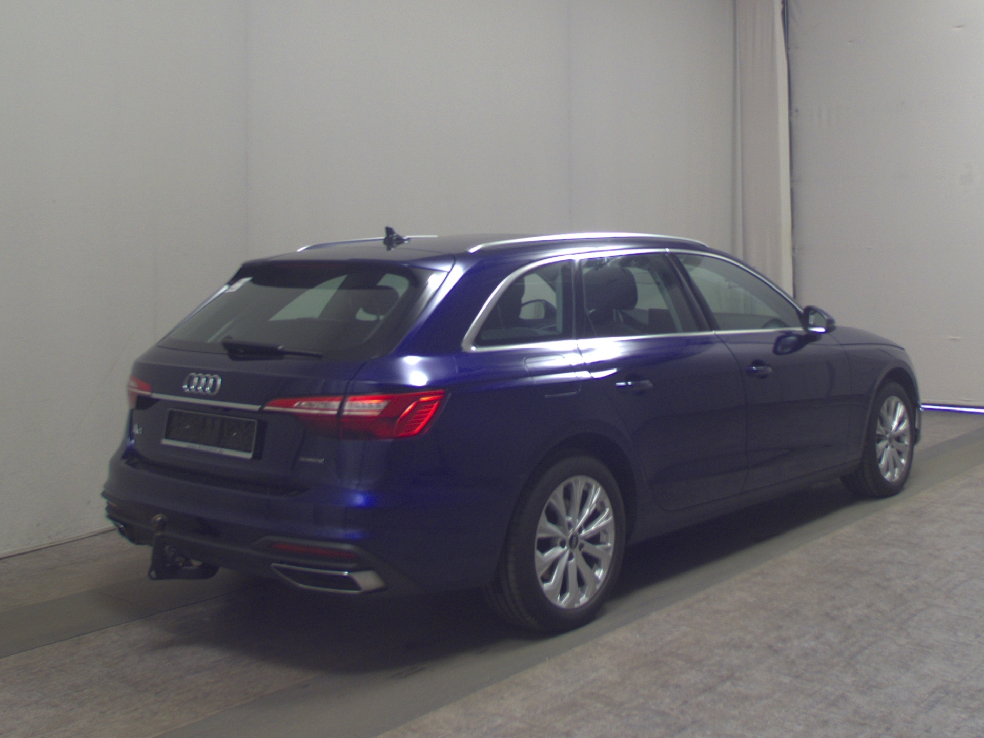 Audi A4 Avant 40 TDI Qu. Navi LED RFK Pano 4