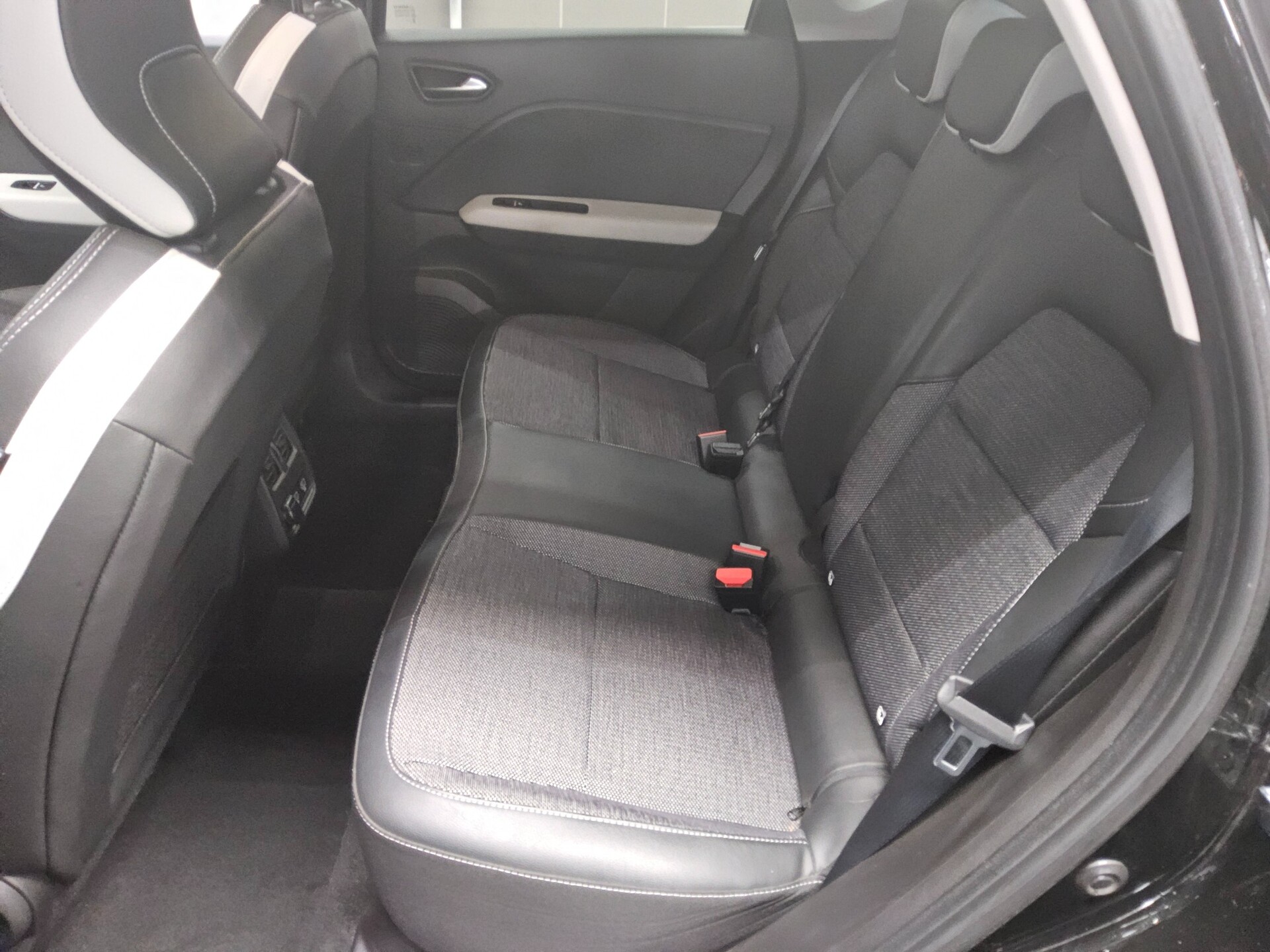 Renault Captur 1.3 TCe Edition One Navi LED T-Leder BOSE 13