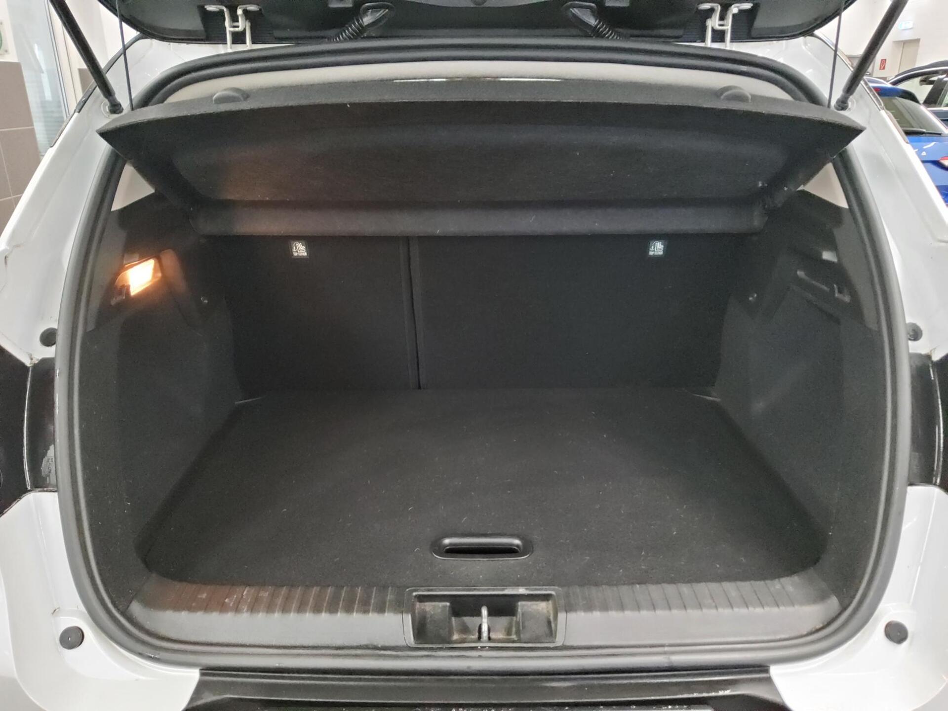 Renault Captur 1.3 TCe Experience LED PDC Navi AUX-IN 11