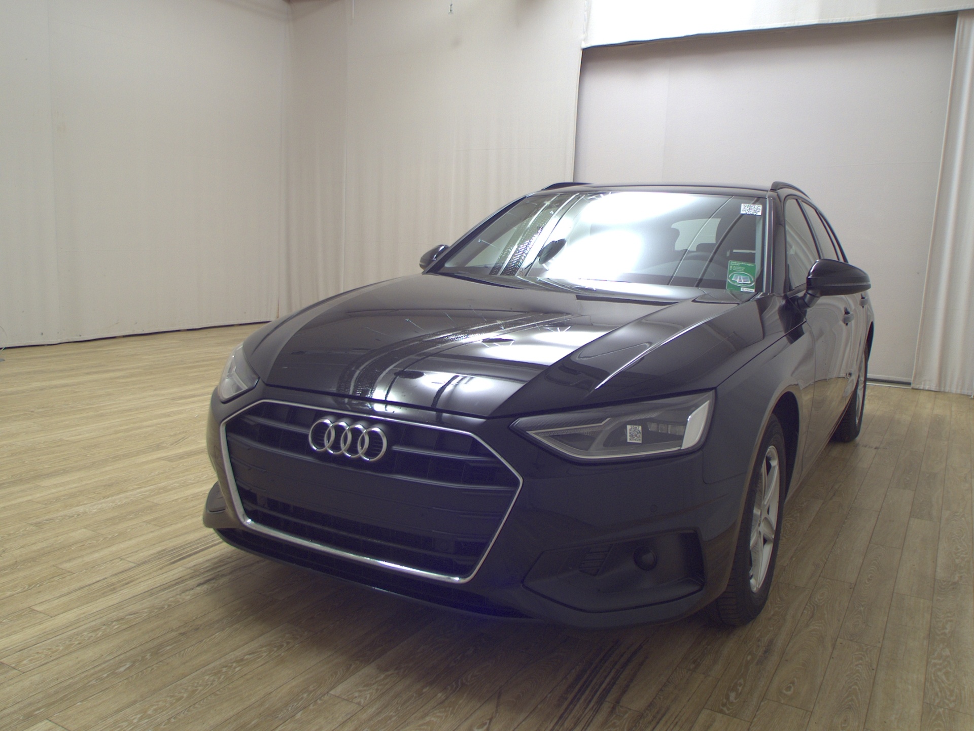 Audi A4 Avant 35 TDI Navi LED Kamera PDC 2
