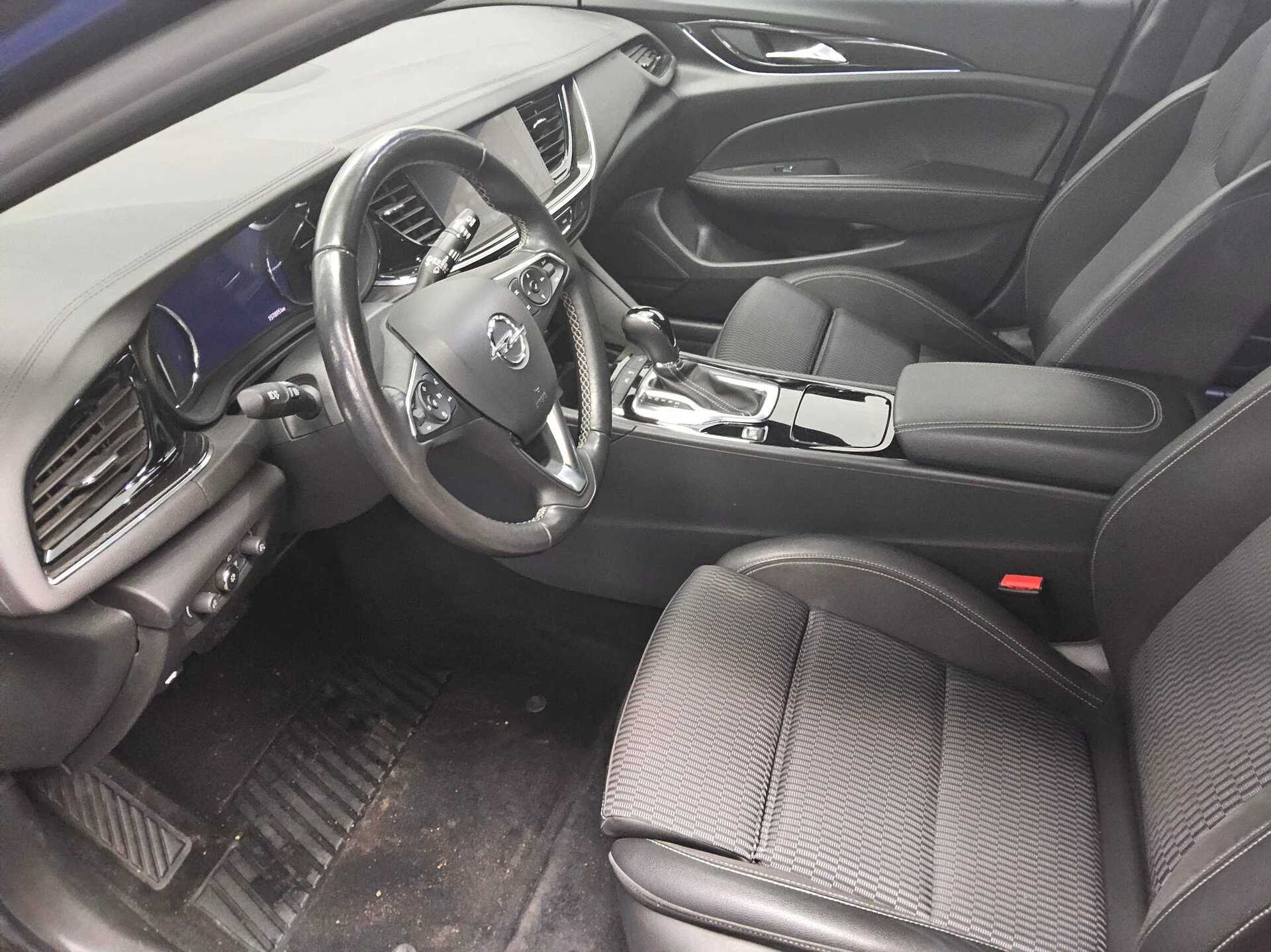 Opel Insignia ST 1.5 D Business Ed. T-Leder Navi LED 8