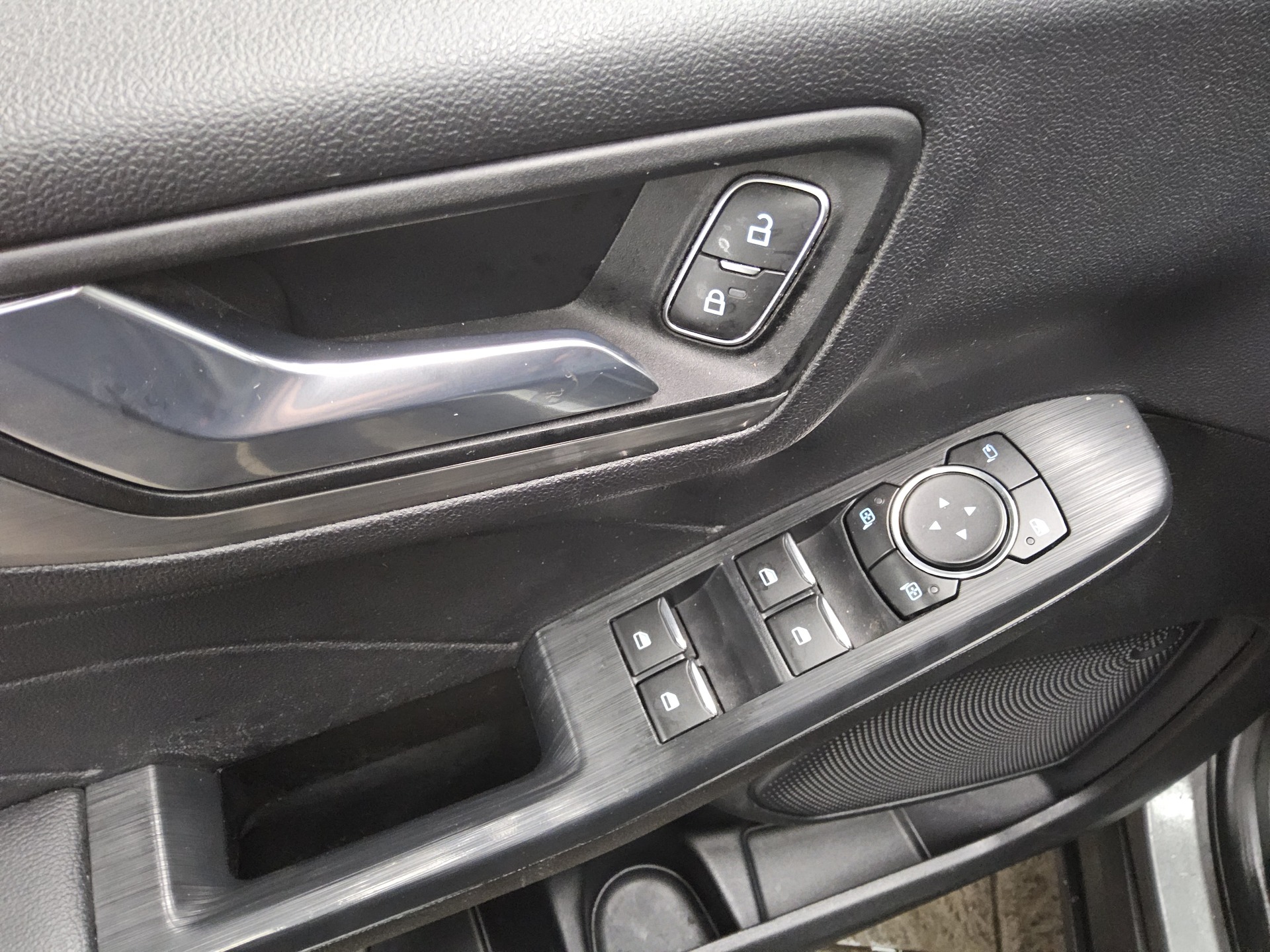 Ford Kuga 2.0 EB Titanium X T-Leder Navi LED HuD RFK 9