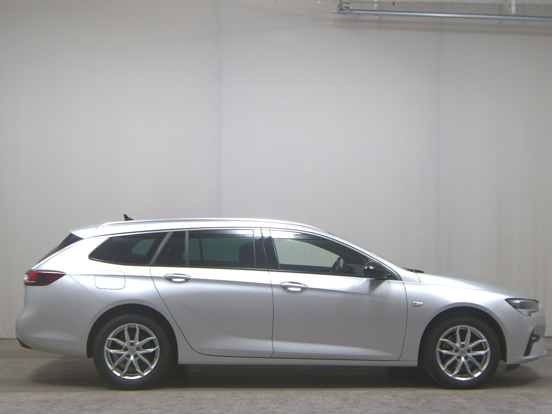 Opel Insignia ST 2.0 D Business Ed. Navi LED HuD RFK