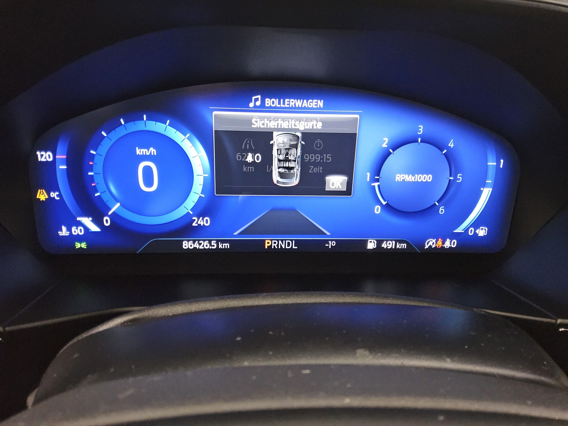 Ford Focus Turnier 1.5 EB Titanium X Navi LED RFK AHK 8