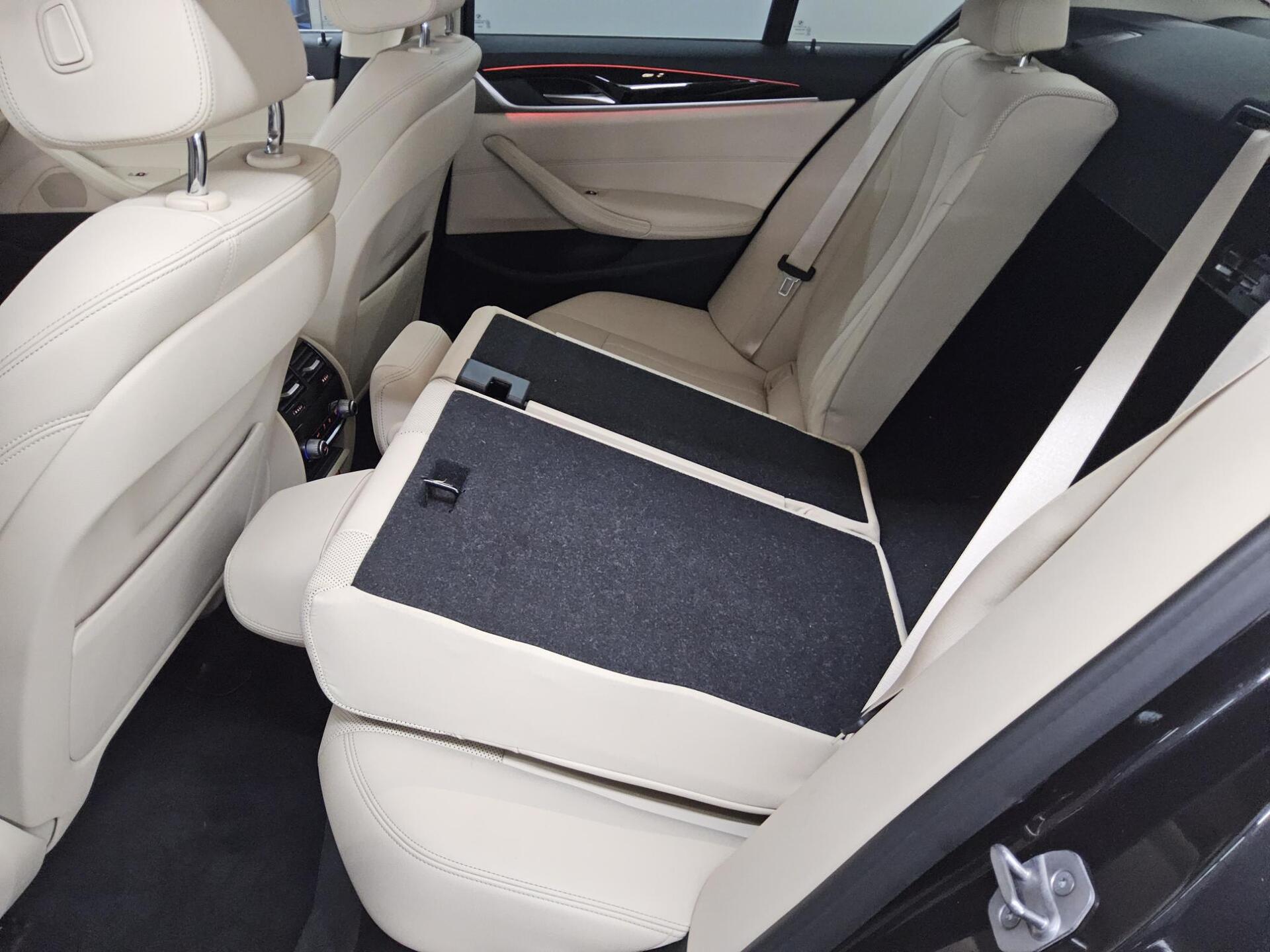 BMW 520dA xDr Leder Navi LED+ LC prof. HiFi Ambiente 13