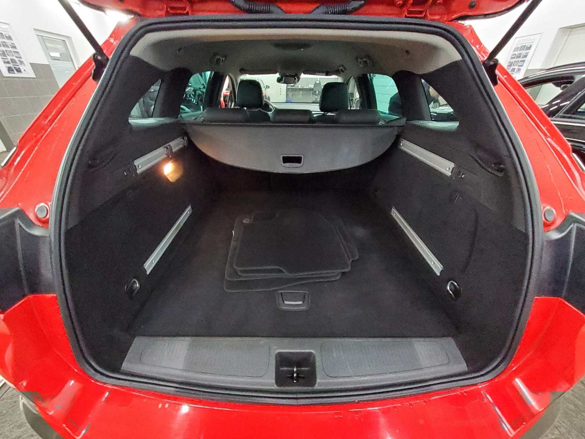 Opel Astra ST 1.2 Turbo Elegance Navi LED RfK PDC Shz 11