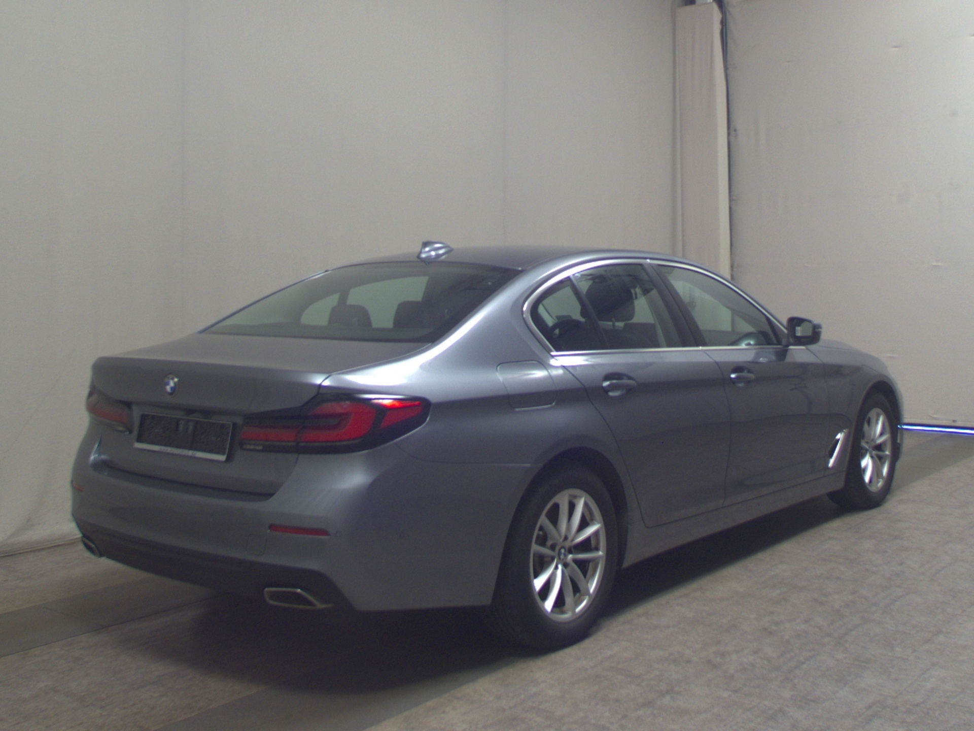 BMW 520dA xDr Leder Navi LC Prof. LED RfK 4