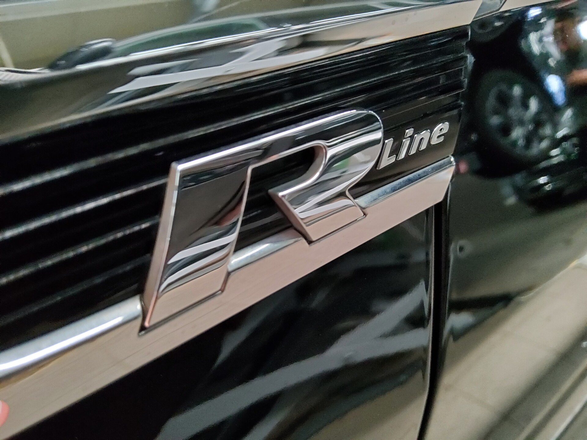 Volkswagen Tiguan Allspace 1.5 TSI R-Line Leder Navi+ AID 12