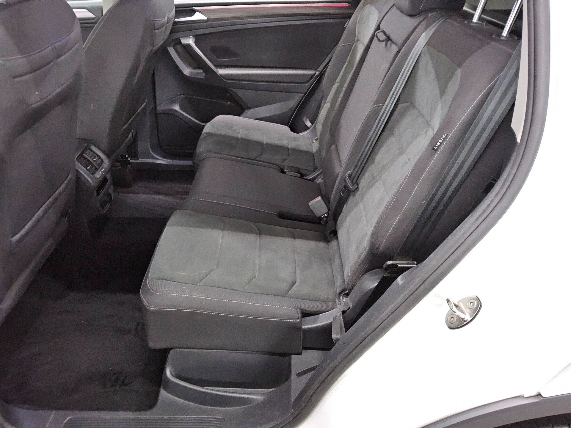 Volkswagen Tiguan Allspace 2.0 TDI 4M Elegance AID AHK StHz 13