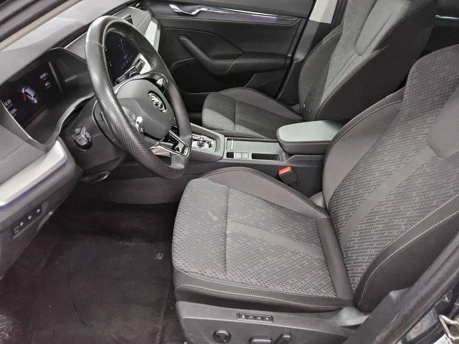 Skoda Octavia Kombi 1.4 TSI iV Style Navi vc LED RfK 9