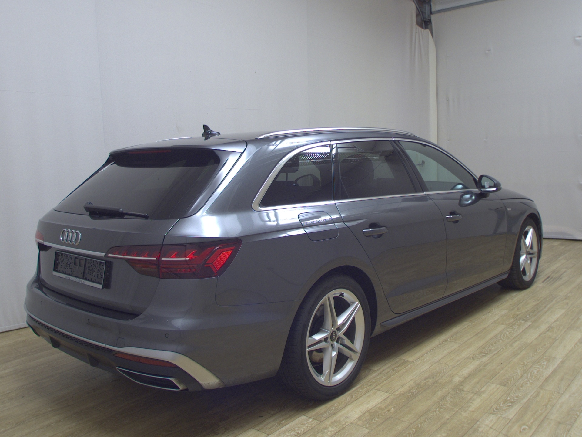 Audi A4 Avant 40 TDI S-Line T-Leder Navi vc LED 4