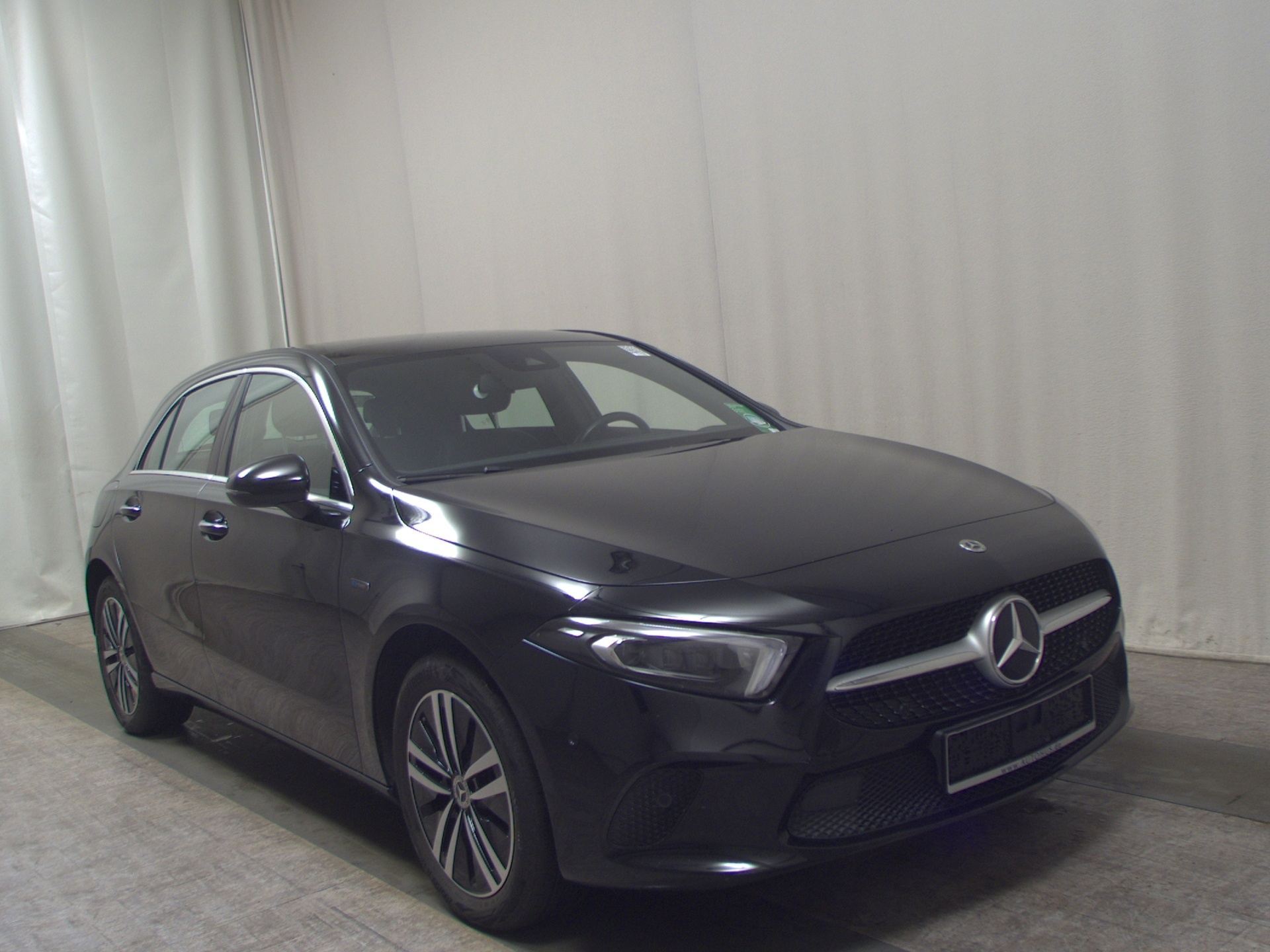 Mercedes-Benz A 250 e Progressive Leder Navi MB-LED Pano 3