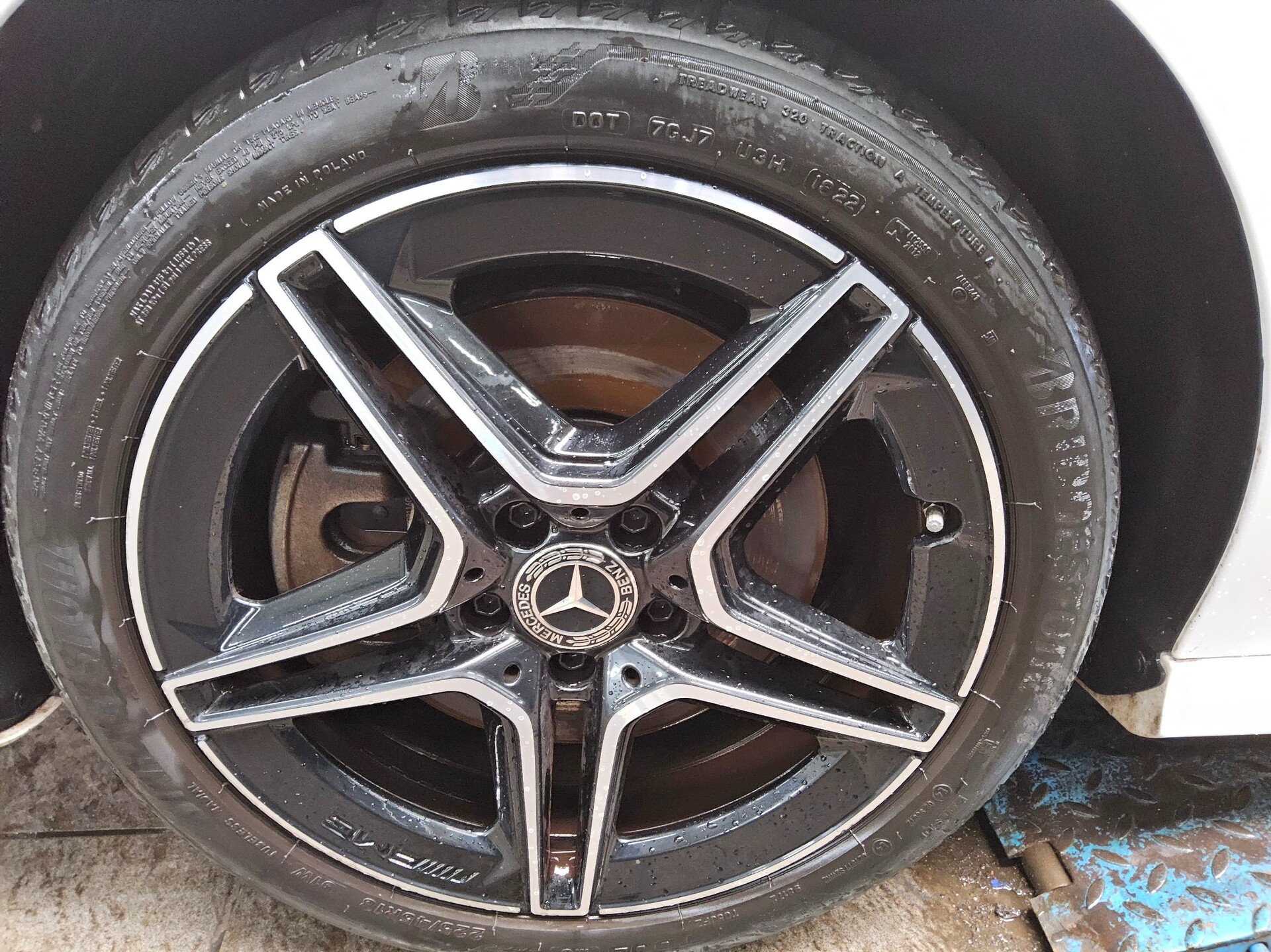 Mercedes-Benz CLA 250 Shooting Brake e AMG-Line Night Navi LED 11