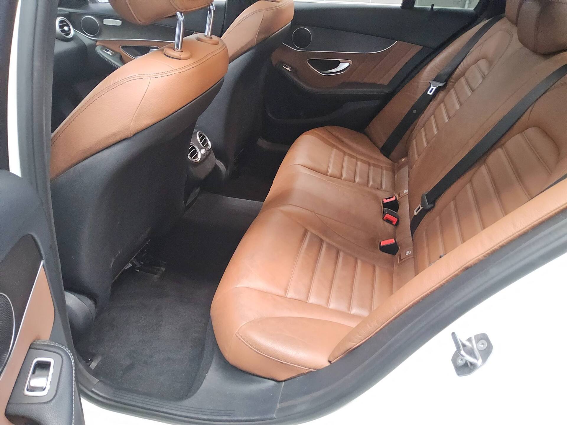 Mercedes-Benz C 200 d AMG-Line Navi Panorama LED Kamera 360° 13