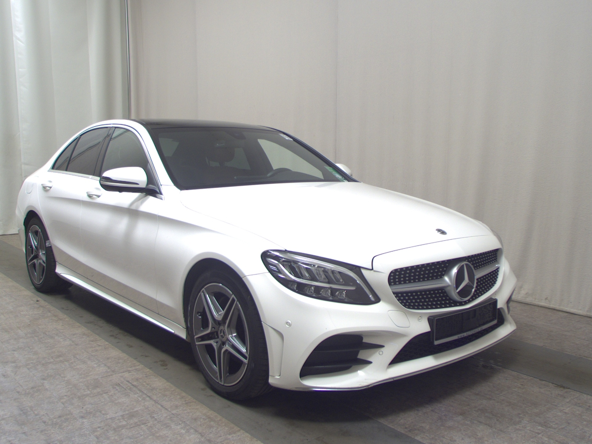 Mercedes-Benz C 200 d AMG-Line Navi Panorama LED Kamera 360° 3