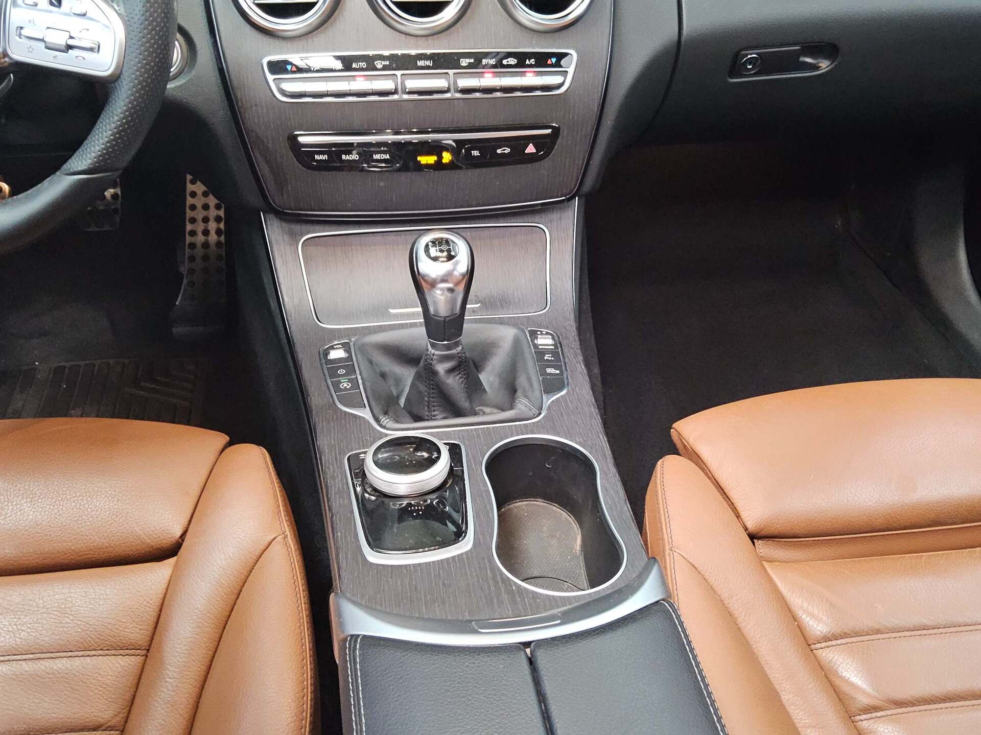 Mercedes-Benz C 200 d AMG-Line Navi Panorama LED Kamera 360° 6