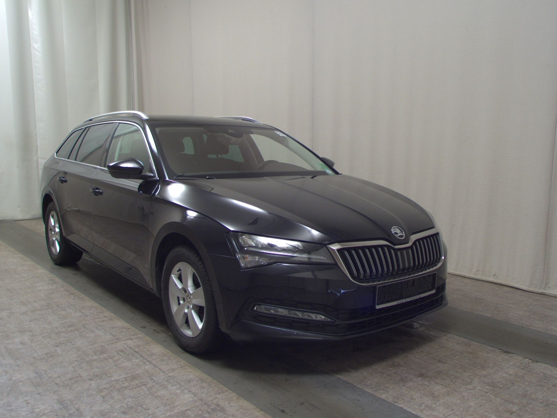 Skoda Superb Kombi 1.5 TSI Navi LED Virtual Shz 3