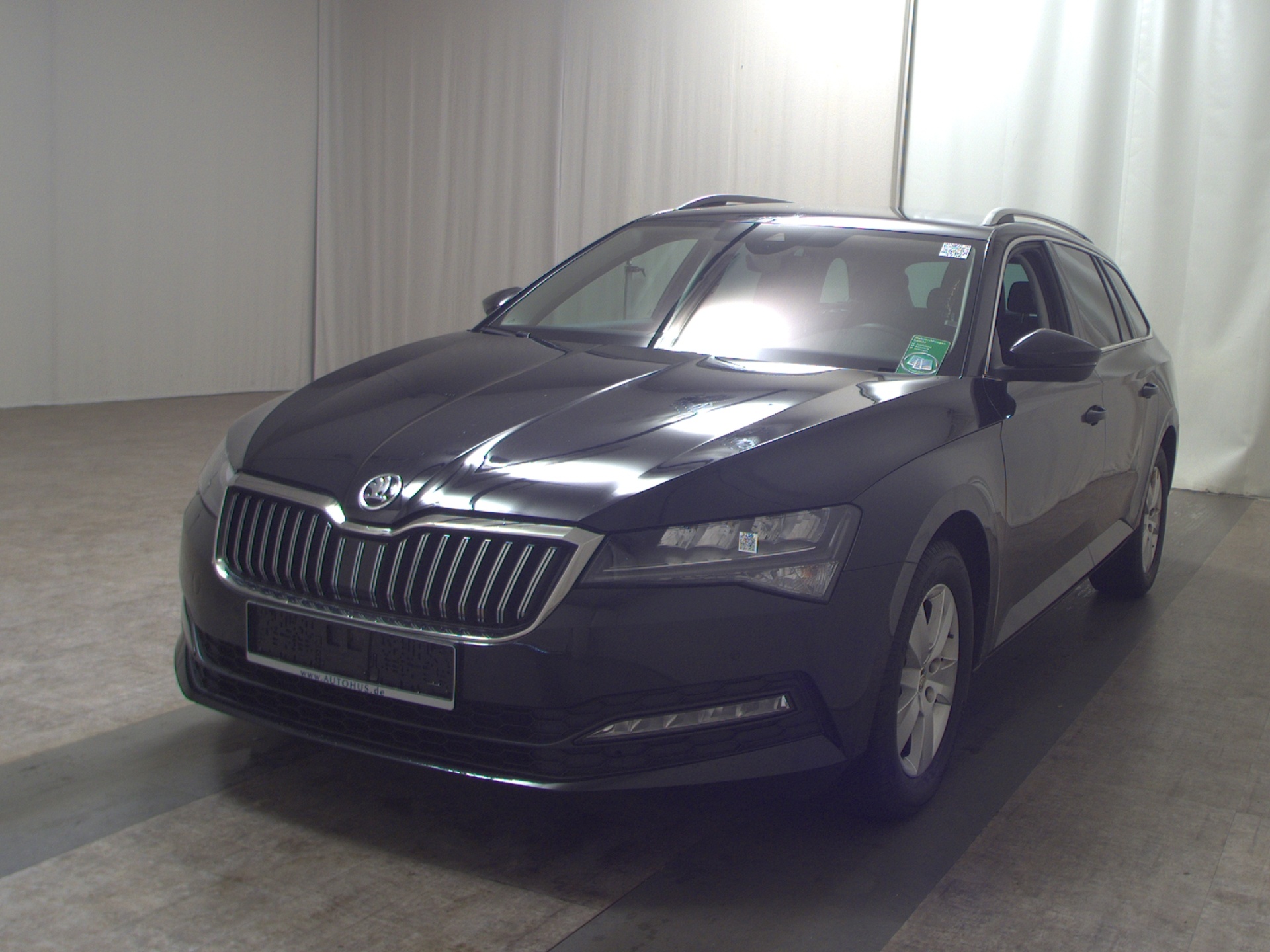 Skoda Superb Kombi 1.5 TSI Navi LED Virtual Shz 2