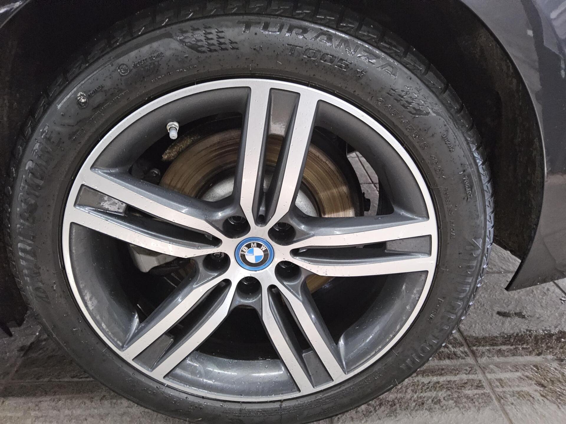 BMW 530e Touring xDr Navi LED Leder AHK RFK Shz PDC 11