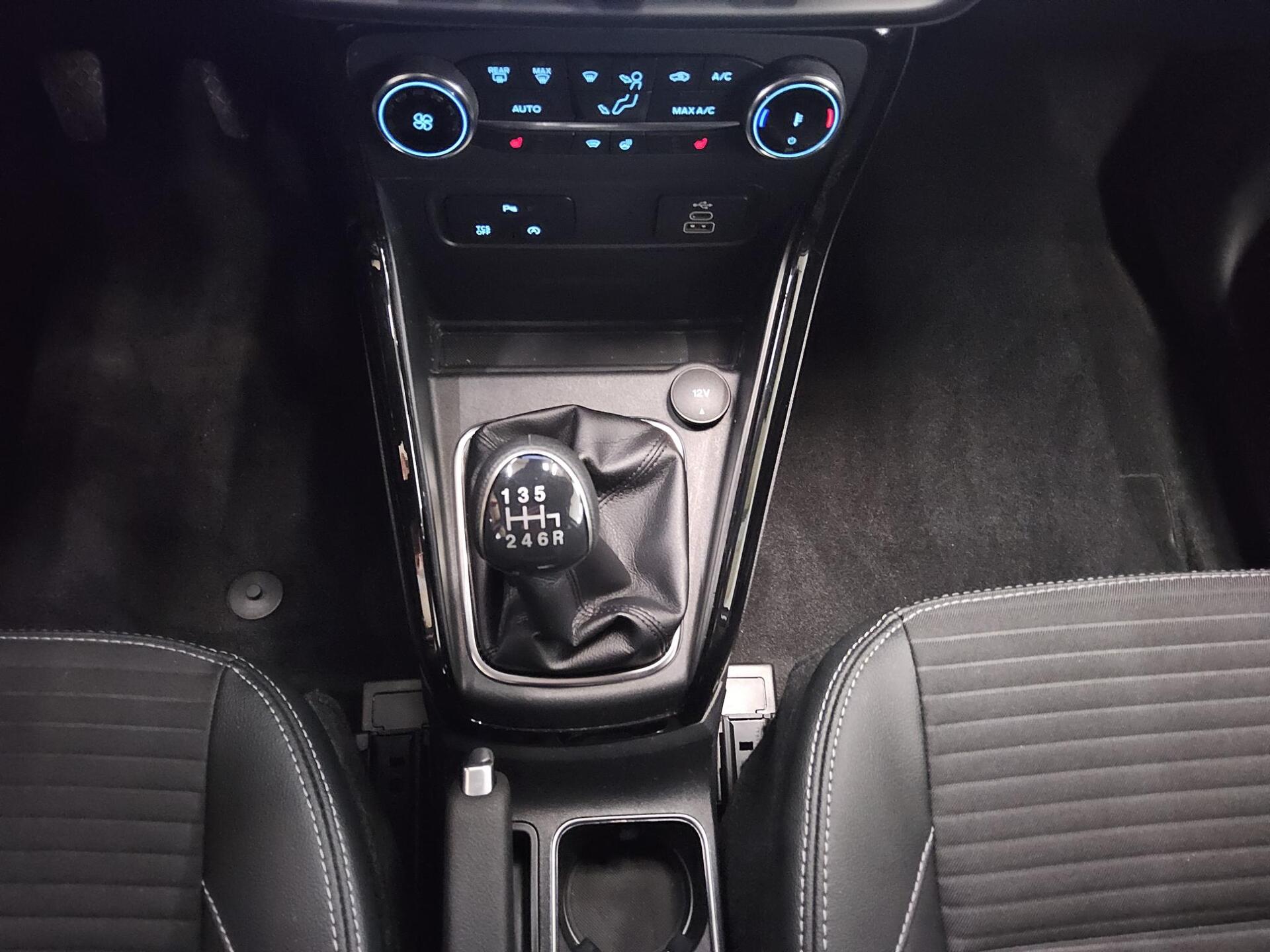 Ford EcoSport 1.0 EB Titanium Navi LED T-Leder PDC 6