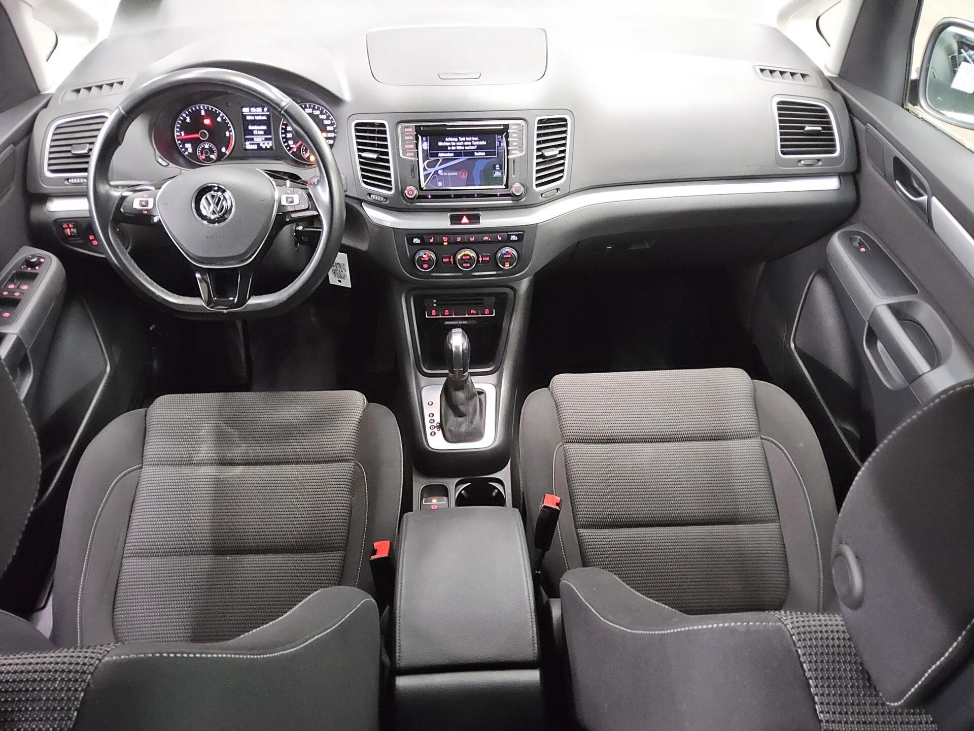 Volkswagen Sharan 2.0 TDI Comf. 7-Sitze Navi PDC 5