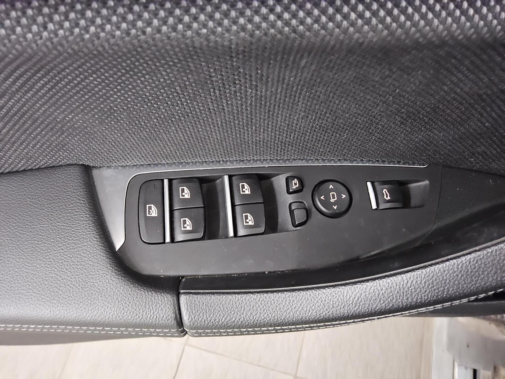 BMW X3 xDrive20d Advantage T-Leder Navi LED LC prof. 10