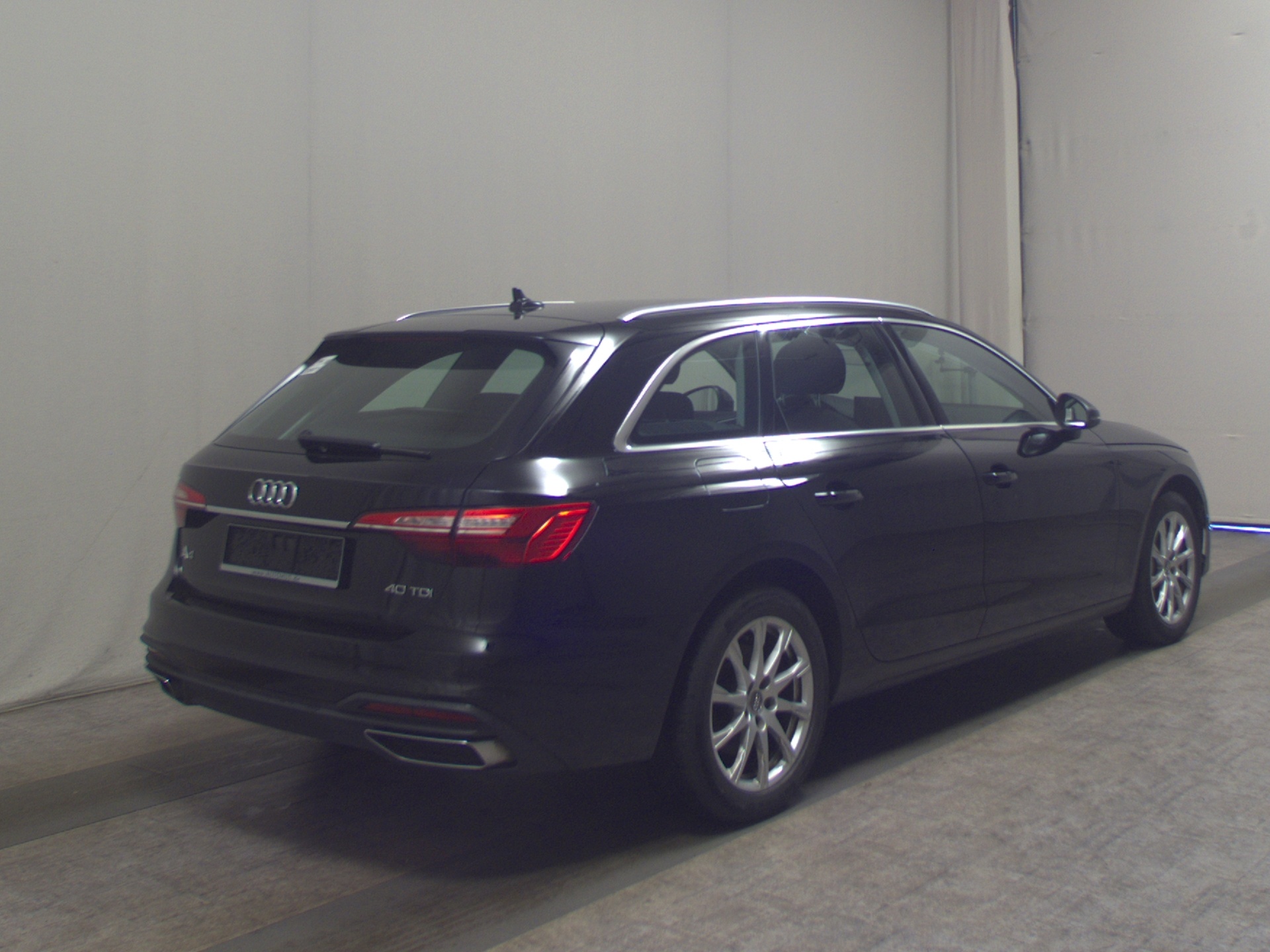 Audi A4 Avant 40 TDI Navi LED PDC 4