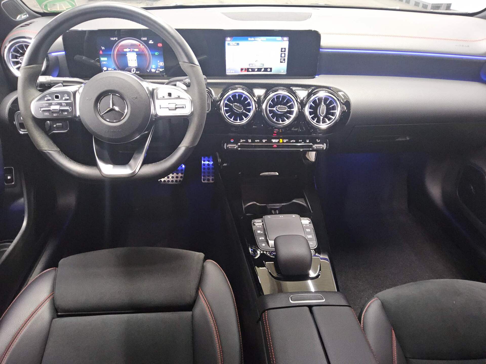 Mercedes-Benz CLA 250 e AMG-Line Navi LED Burmester RfK 5